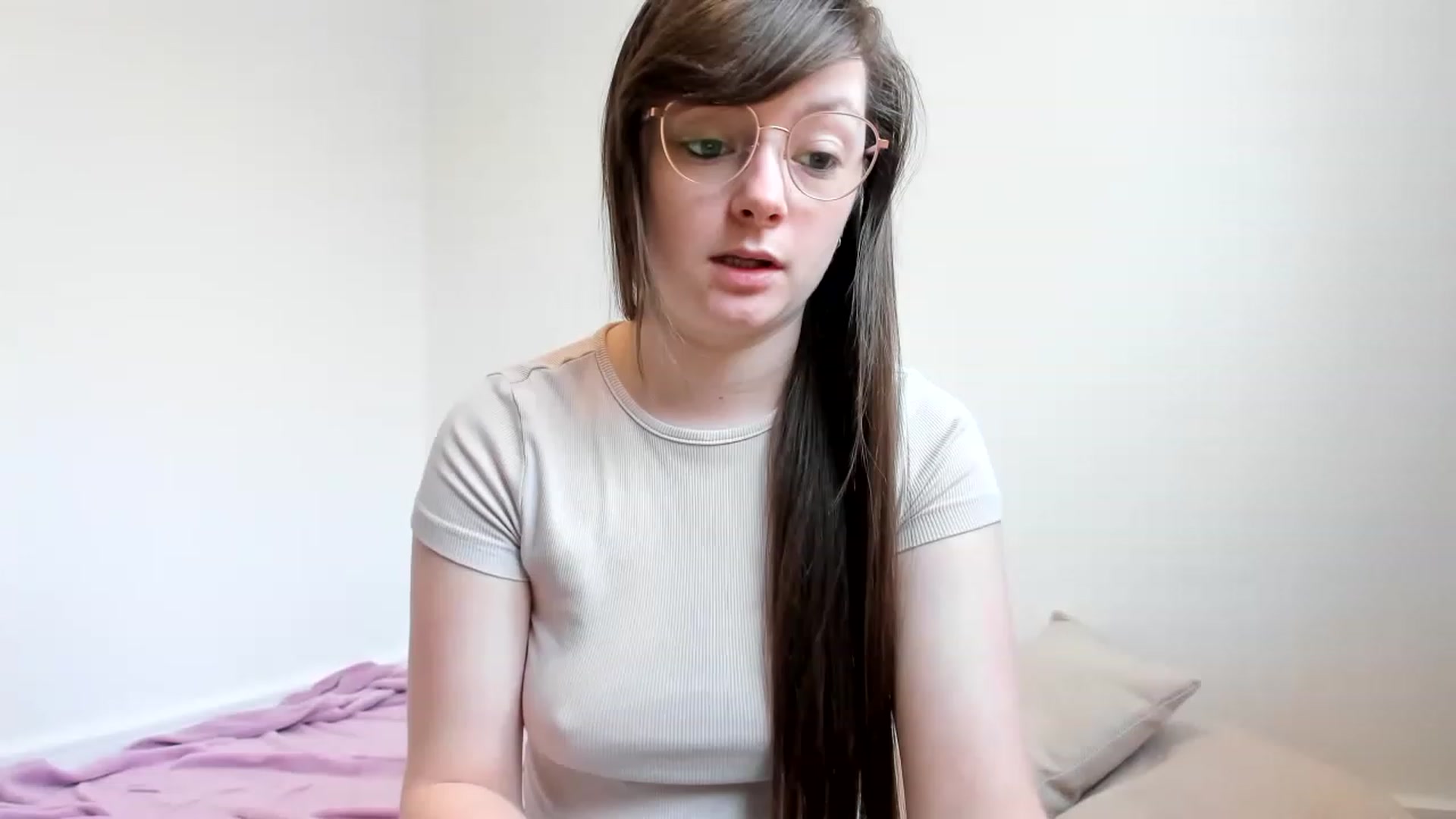 Gallery image thumbnail from JessieBear_'s myfreecams stream on, 02/22/2023, 16:13 image 2 of 20