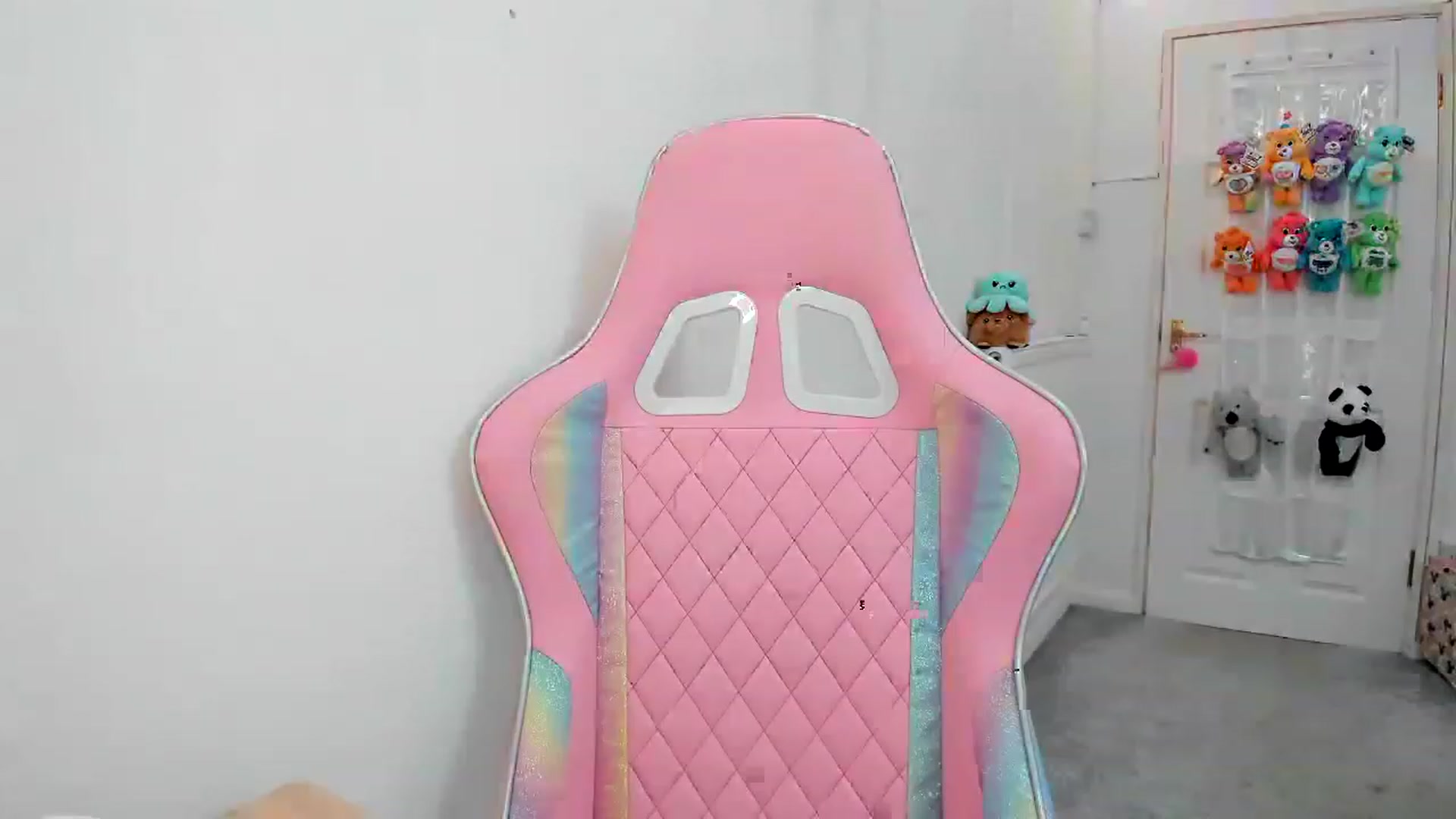 Gallery image thumbnail from JessieBear_'s myfreecams stream on, 02/23/2023, 21:15 image 11 of 20