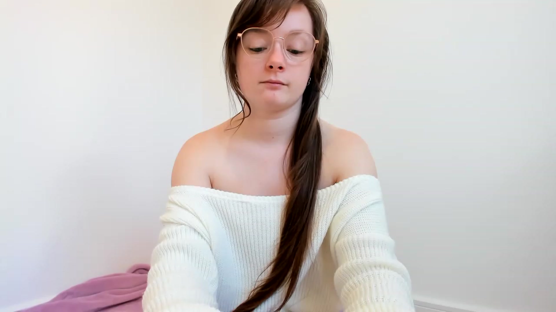 Gallery image thumbnail from JessieBear_'s myfreecams stream on, 03/07/2023, 15:24 image 15 of 20