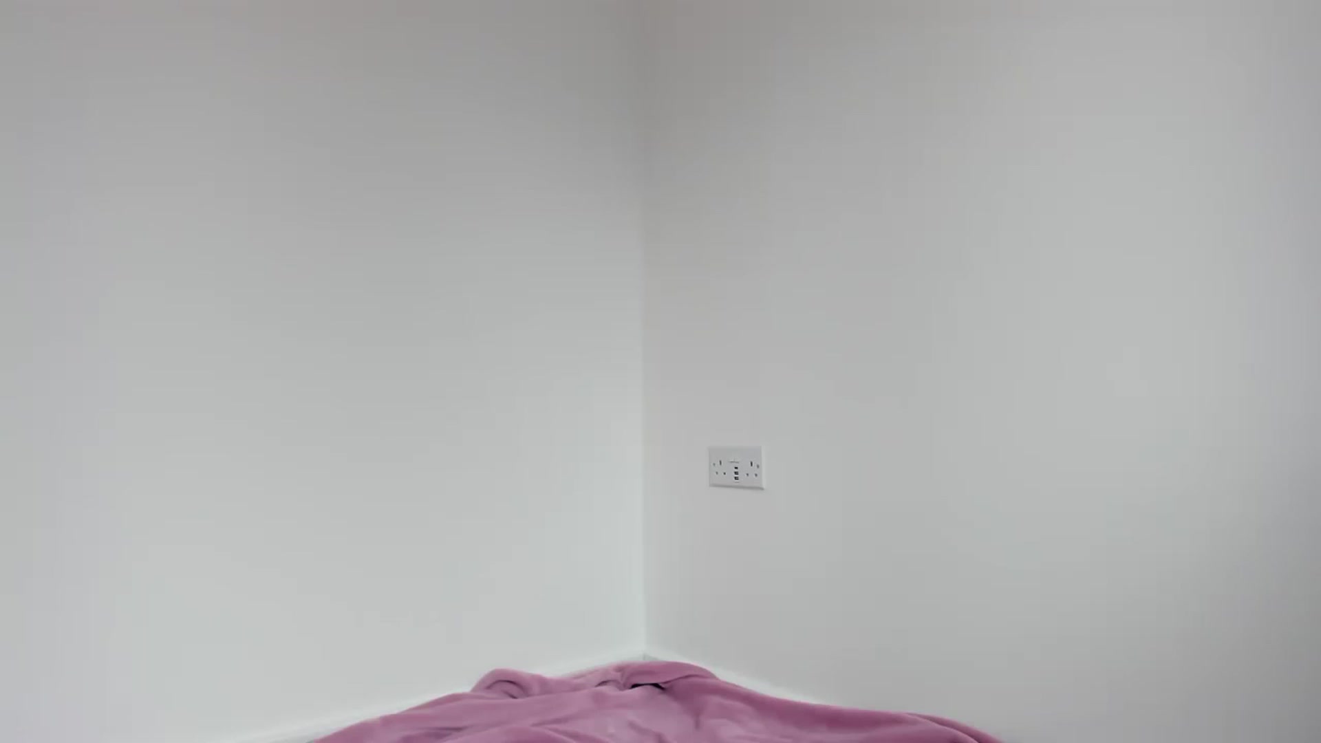 Gallery image thumbnail from JessieBear_'s myfreecams stream on, 03/08/2023, 12:17 image 7 of 20