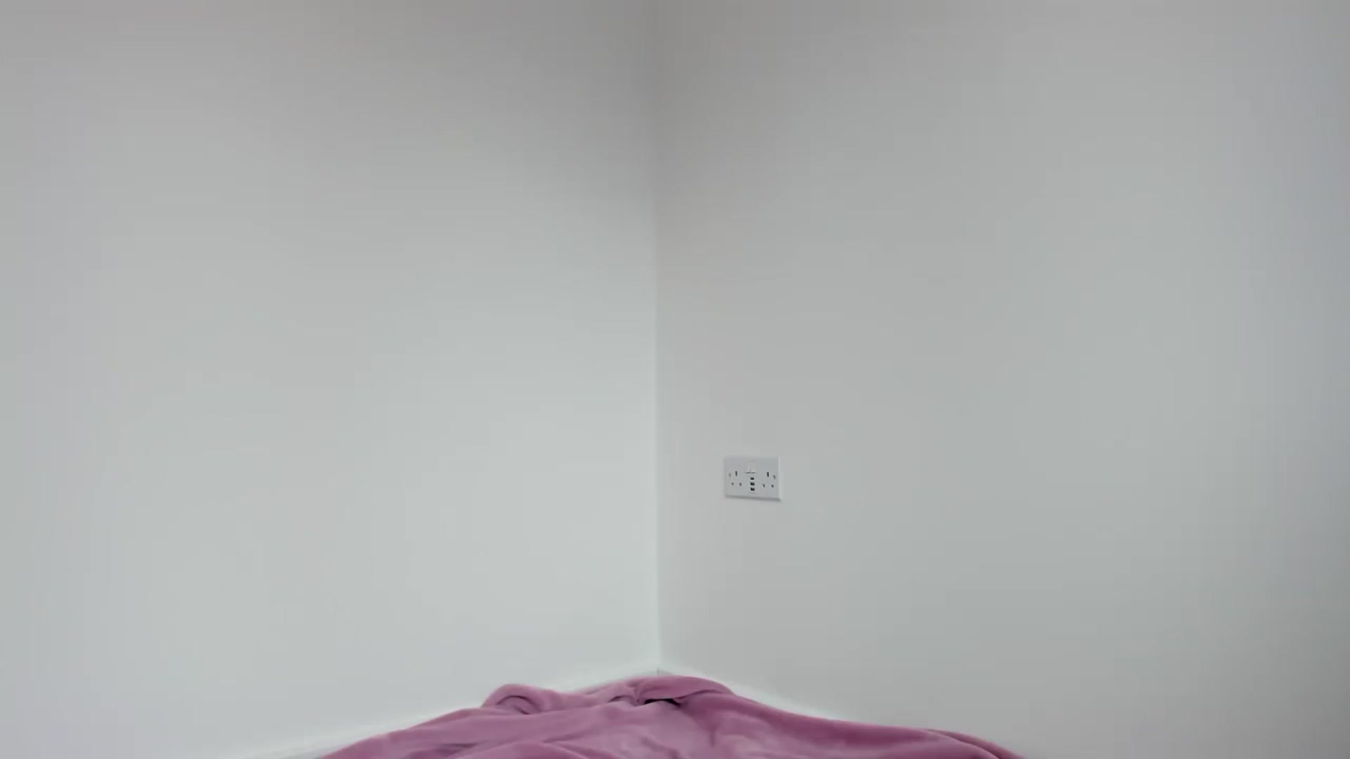 Gallery image thumbnail from JessieBear_'s myfreecams stream on, 03/08/2023, 12:17 image 8 of 20