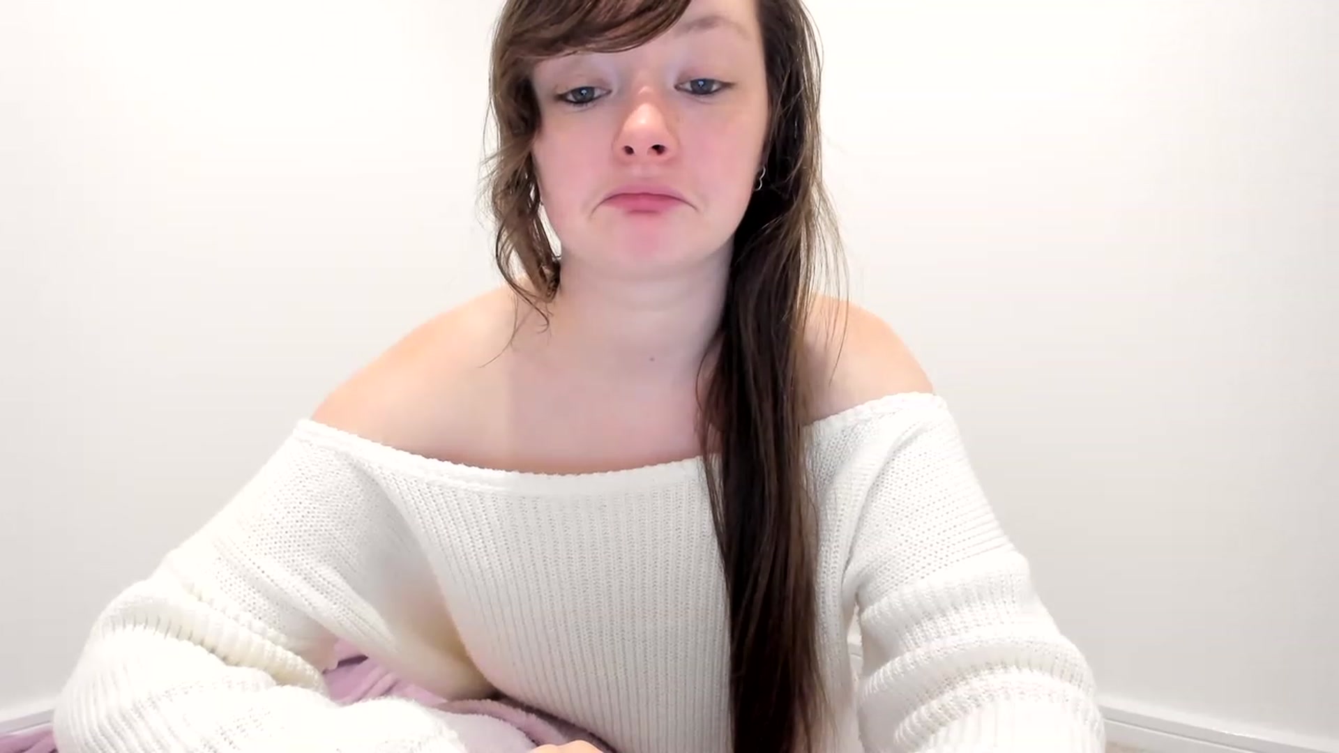 Gallery image thumbnail from JessieBear_'s myfreecams stream on, 03/10/2023, 23:17 image 5 of 20