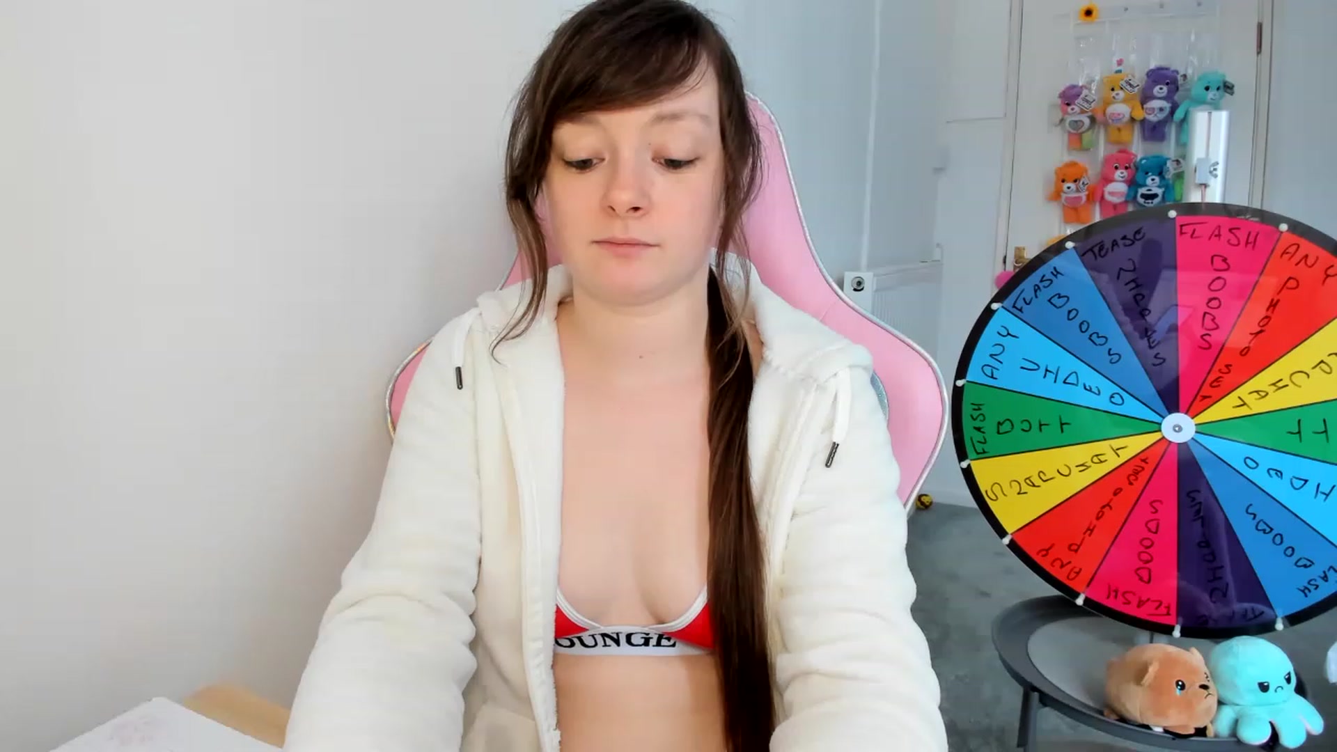 Gallery image thumbnail from JessieBear_'s myfreecams stream on, 03/15/2023, 17:38 image 10 of 20
