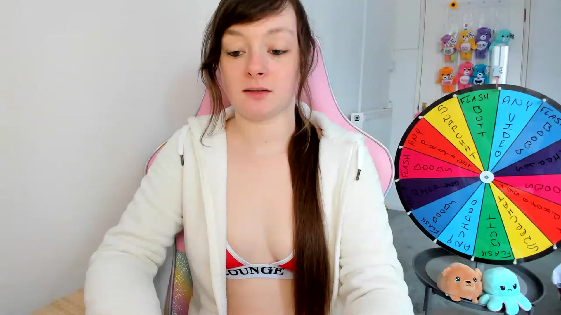 Gallery image thumbnail from JessieBear_'s myfreecams stream on, 03/15/2023, 17:38 image 1 of 20