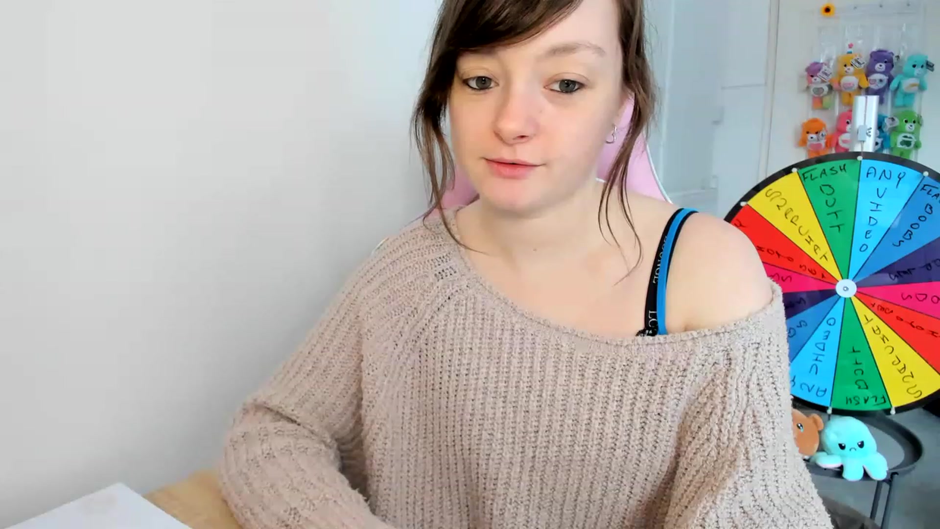 Gallery image thumbnail from JessieBear_'s myfreecams stream on, 03/16/2023, 11:30 image 3 of 20