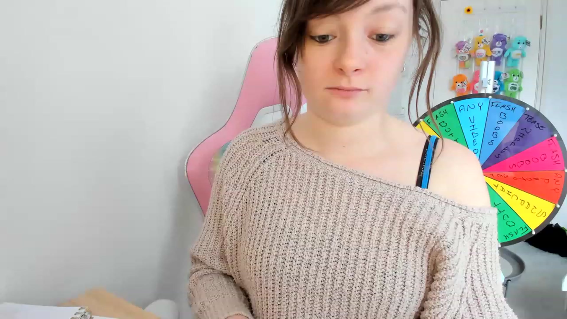Gallery image thumbnail from JessieBear_'s myfreecams stream on, 03/16/2023, 11:56 image 15 of 20
