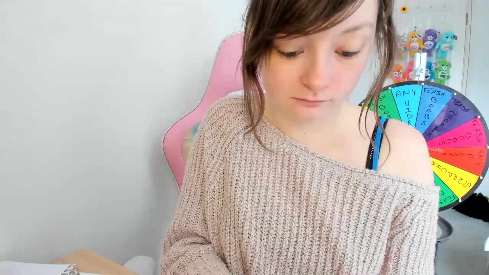 Gallery image thumbnail from JessieBear_'s myfreecams stream on, 03/16/2023, 11:56 image 10 of 20