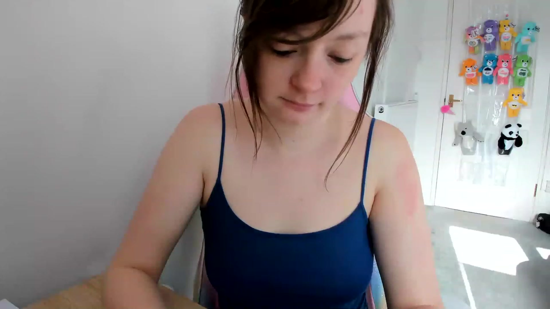 Gallery image thumbnail from JessieBear_'s myfreecams stream on, 03/22/2023, 10:09 image 14 of 20