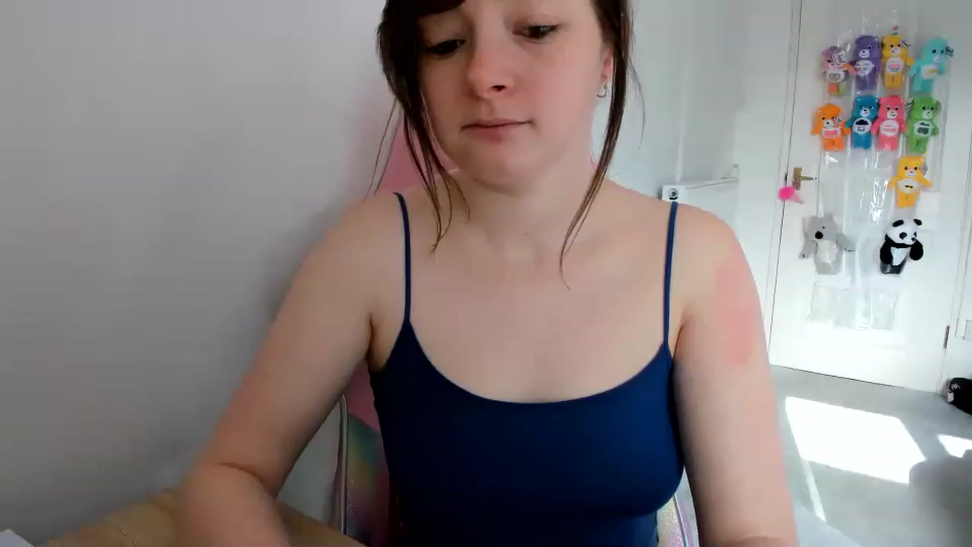 Gallery image thumbnail from JessieBear_'s myfreecams stream on, 03/22/2023, 10:09 image 12 of 20