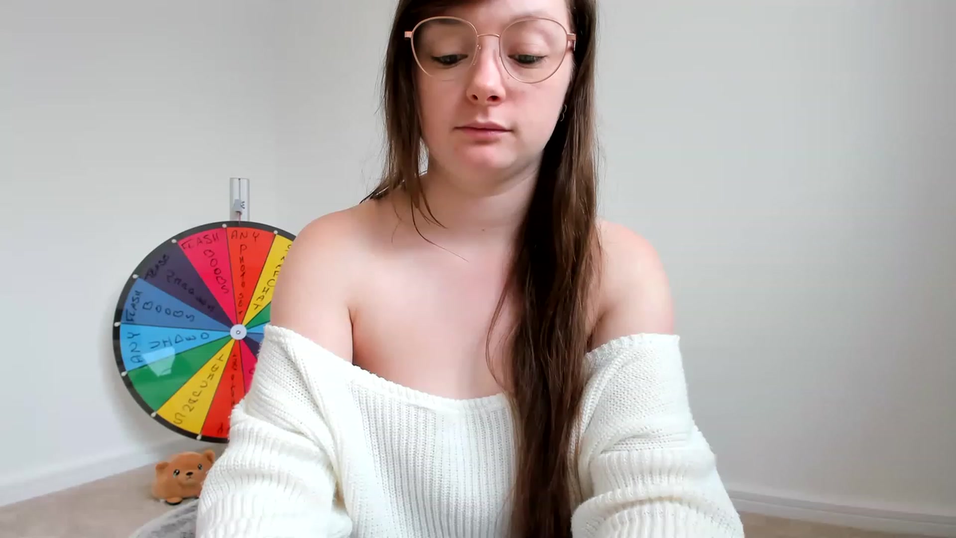 Gallery image thumbnail from JessieBear_'s myfreecams stream on, 03/28/2023, 14:18 image 12 of 20