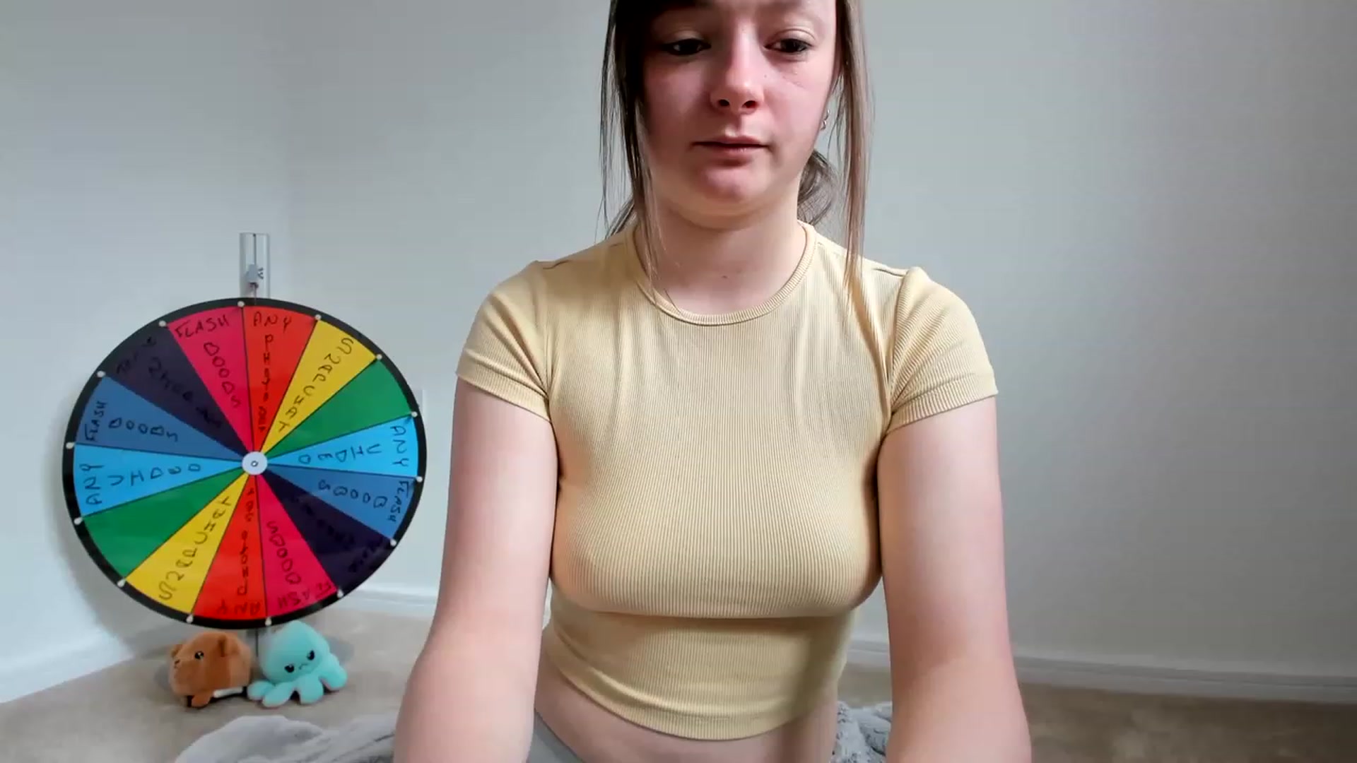 Gallery image thumbnail from JessieBear_'s myfreecams stream on, 03/29/2023, 10:41 image 13 of 20