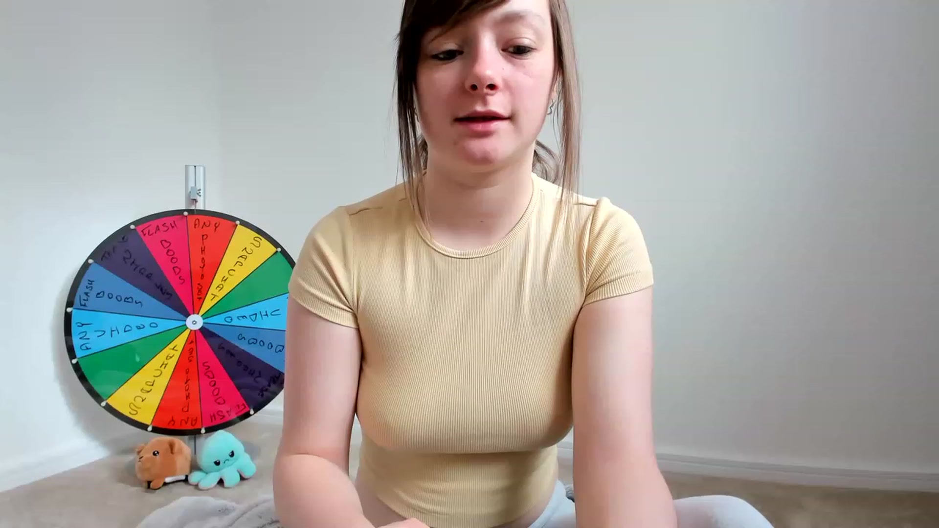 Gallery image thumbnail from JessieBear_'s myfreecams stream on, 03/29/2023, 10:41 image 5 of 20