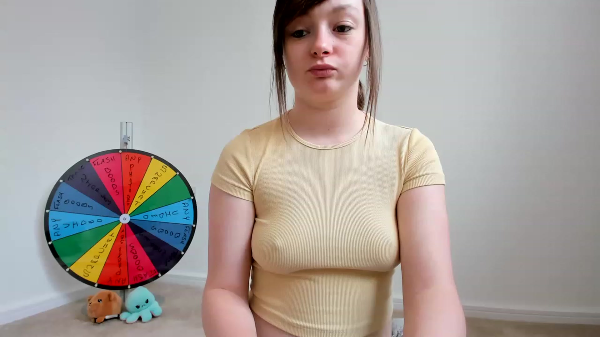 Gallery image thumbnail from JessieBear_'s myfreecams stream on, 03/29/2023, 13:12 image 17 of 20