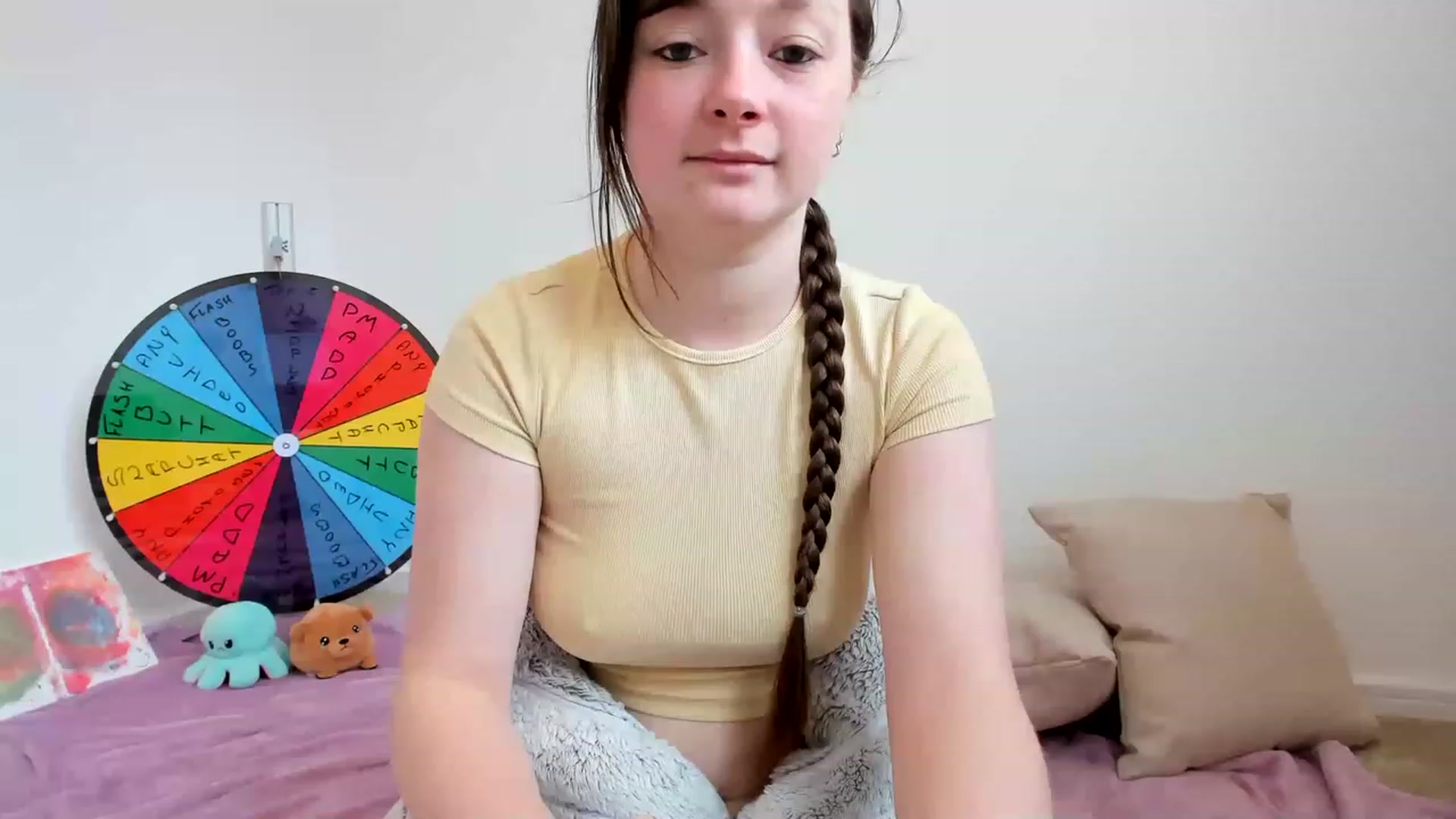 Gallery image thumbnail from JessieBear_'s myfreecams stream on, 04/12/2023, 11:18 image 13 of 20