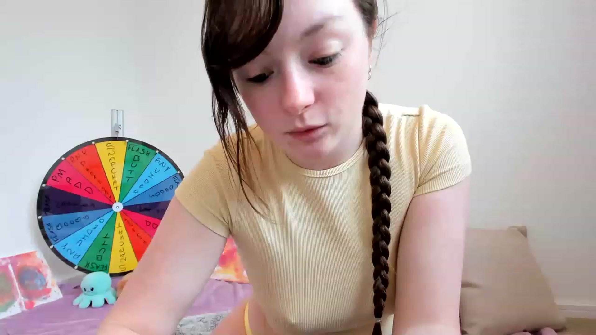 Gallery image thumbnail from JessieBear_'s myfreecams stream on, 04/12/2023, 11:18 image 16 of 20