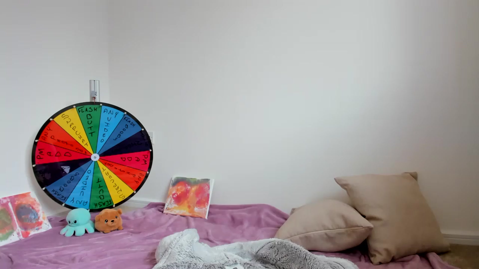Gallery image thumbnail from JessieBear_'s myfreecams stream on, 04/12/2023, 15:51 image 9 of 20