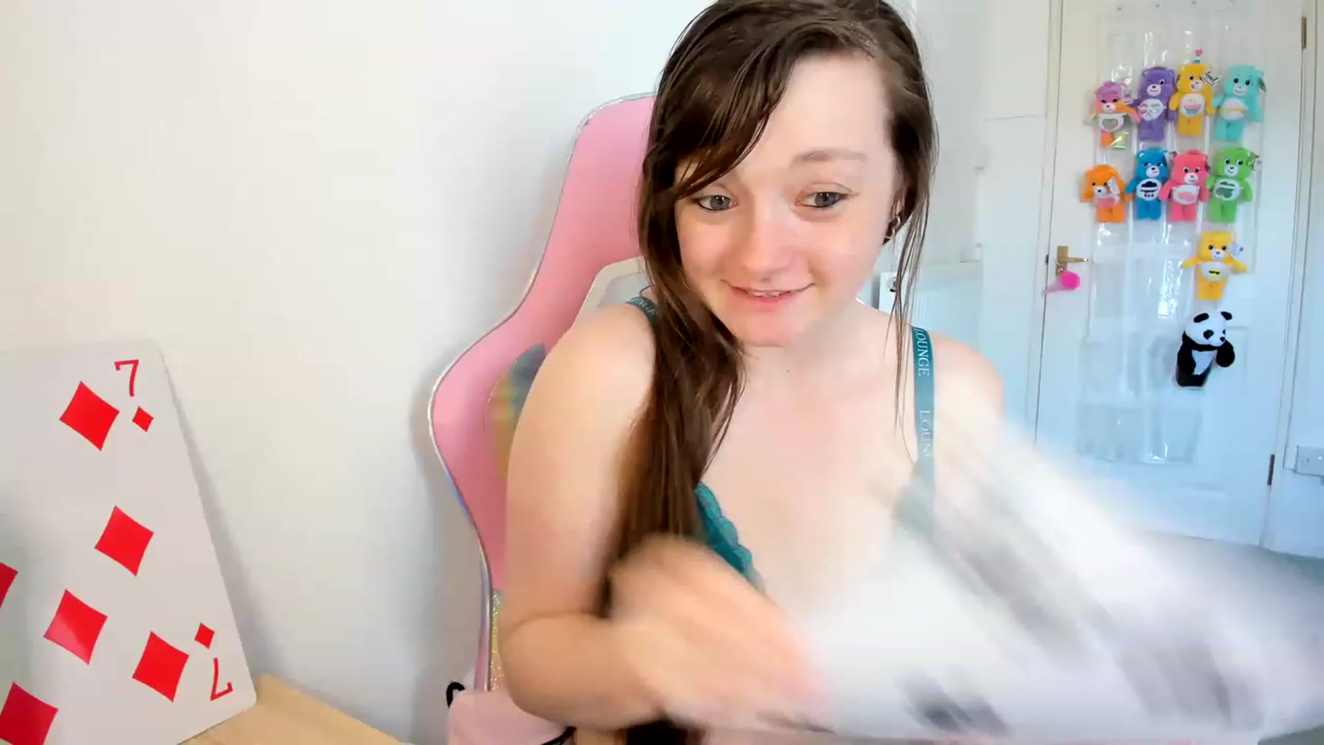 Gallery image thumbnail from JessieBear_'s myfreecams stream on, 04/20/2023, 14:27 image 20 of 20