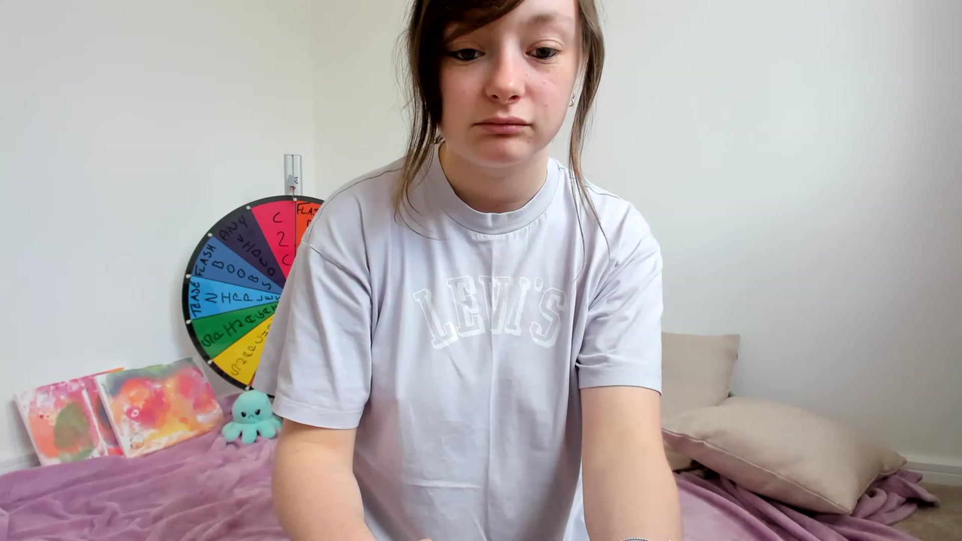 Gallery image thumbnail from JessieBear_'s myfreecams stream on, 04/25/2023, 14:07 image 5 of 20