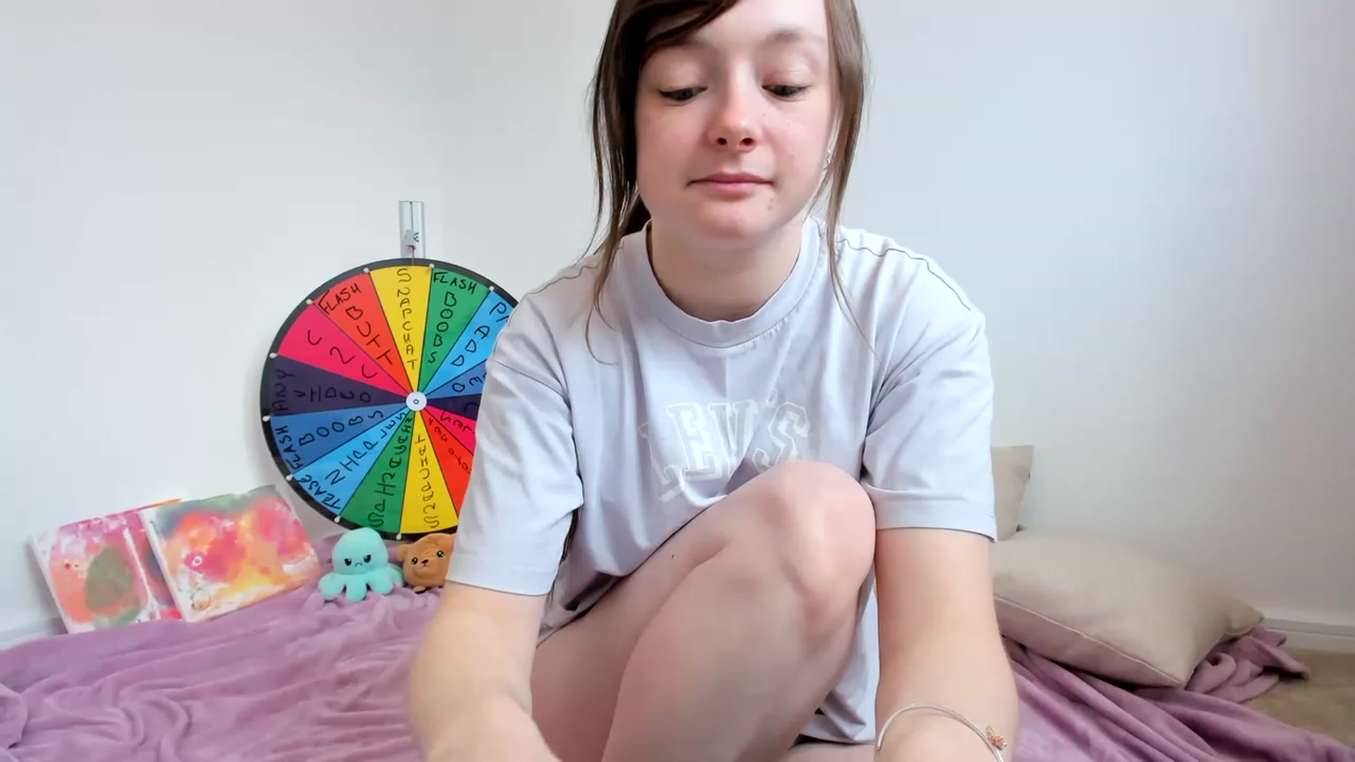 Gallery image thumbnail from JessieBear_'s myfreecams stream on, 04/25/2023, 15:36 image 4 of 20