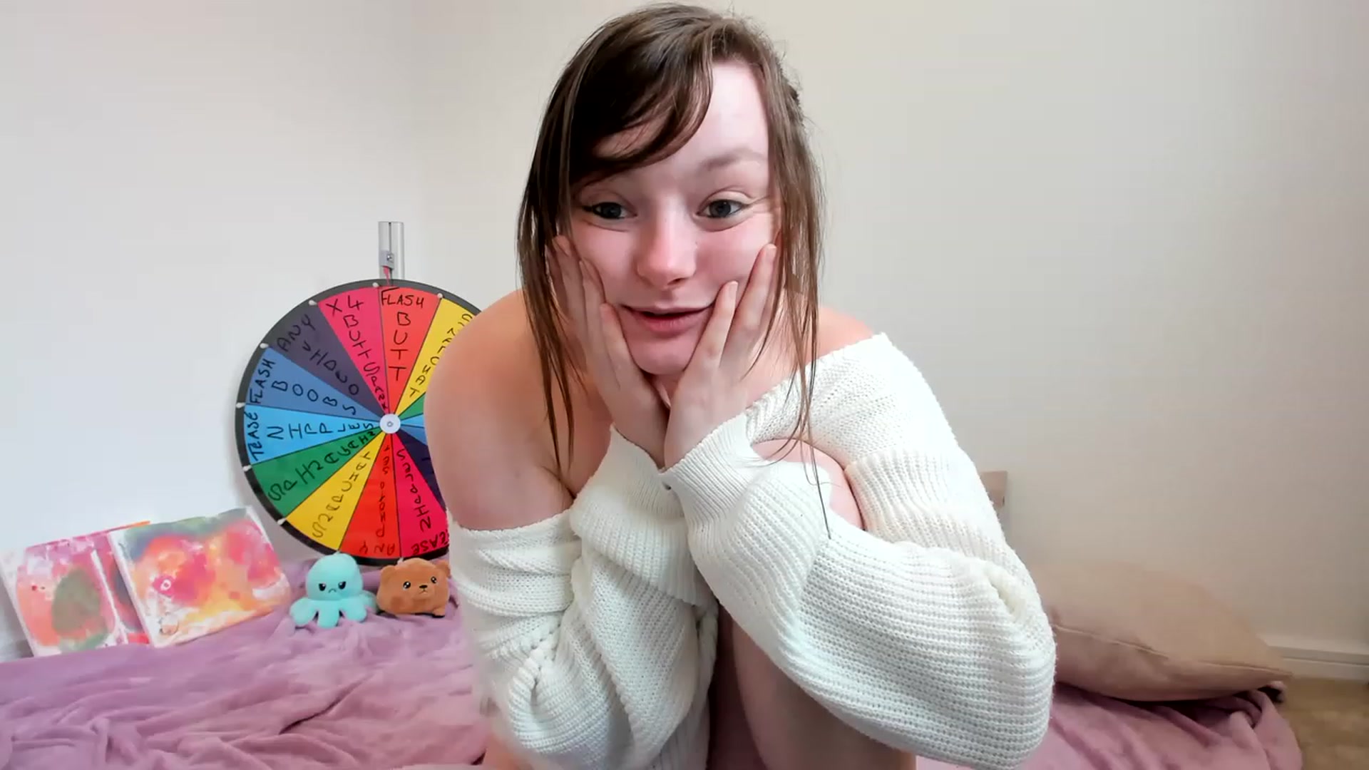Gallery image thumbnail from JessieBear_'s myfreecams stream on, 04/26/2023, 16:36 image 14 of 20