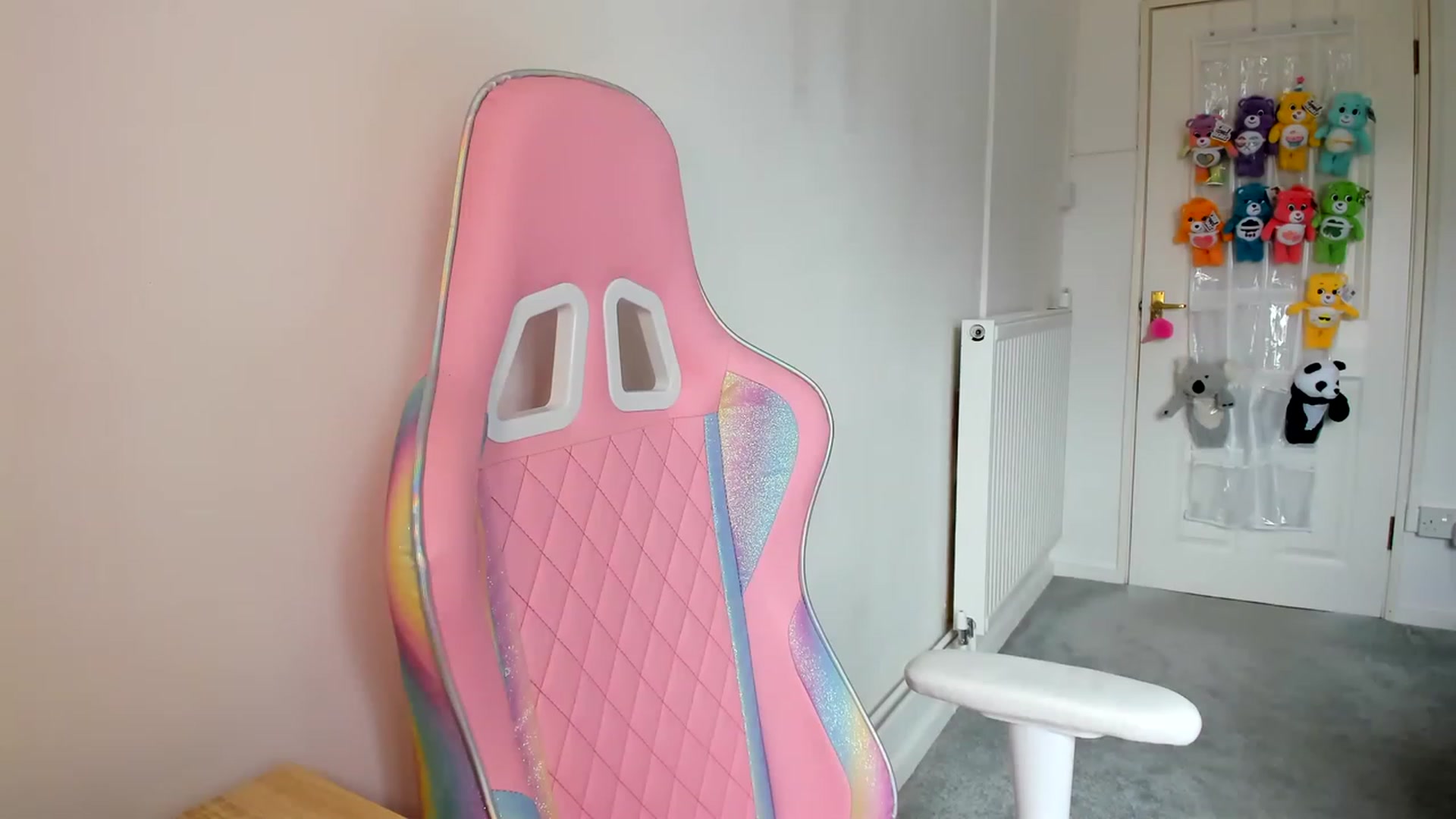 Gallery image thumbnail from JessieBear_'s myfreecams stream on, 04/28/2023, 14:02 image 1 of 20