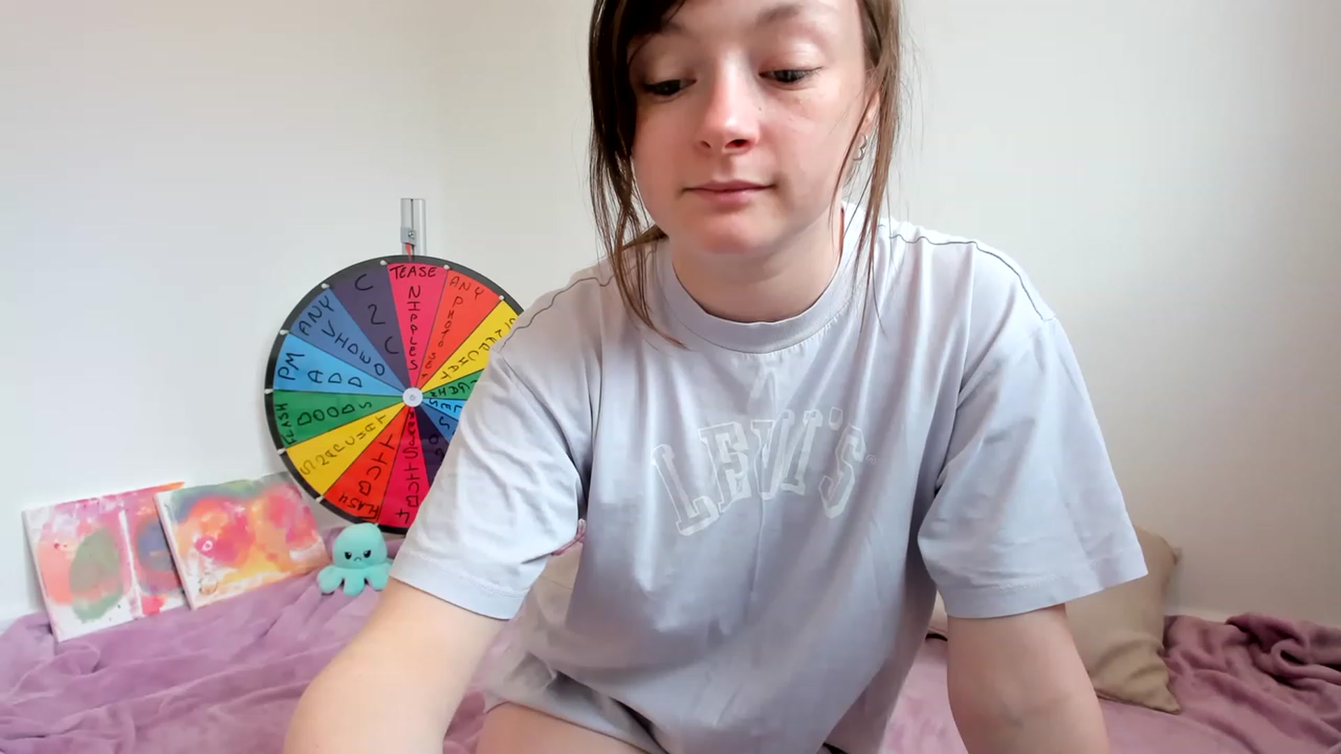 Gallery image thumbnail from JessieBear_'s myfreecams stream on, 05/02/2023, 13:50 image 16 of 20