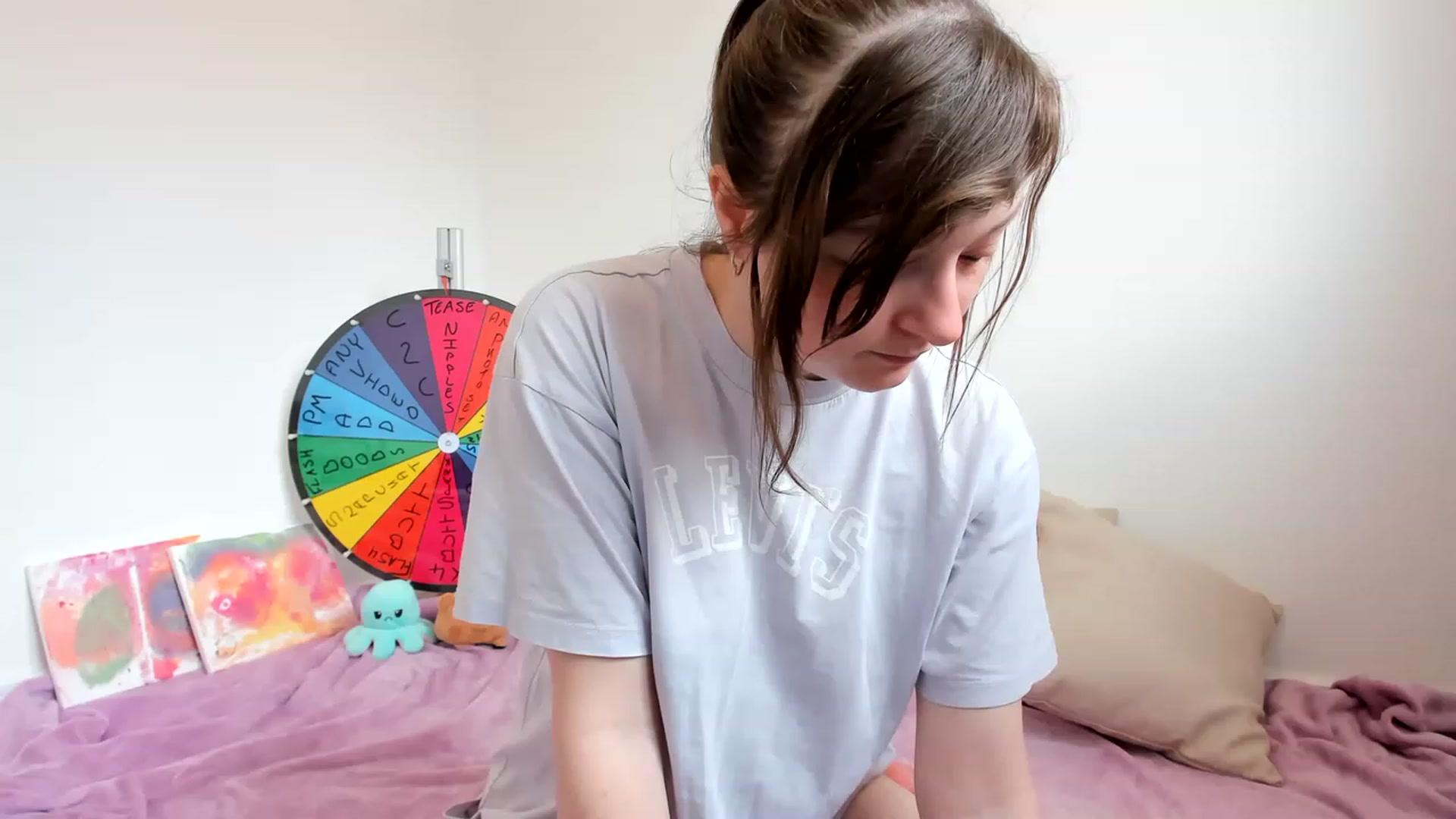 Gallery image thumbnail from JessieBear_'s myfreecams stream on, 05/02/2023, 13:50 image 15 of 20