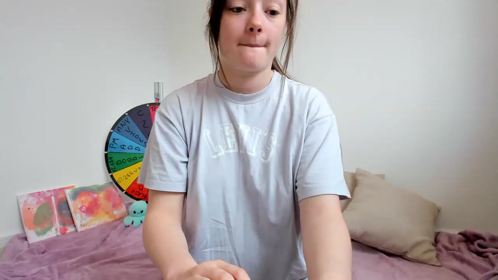 Gallery image thumbnail from JessieBear_'s myfreecams stream on, 05/02/2023, 13:50 image 20 of 20