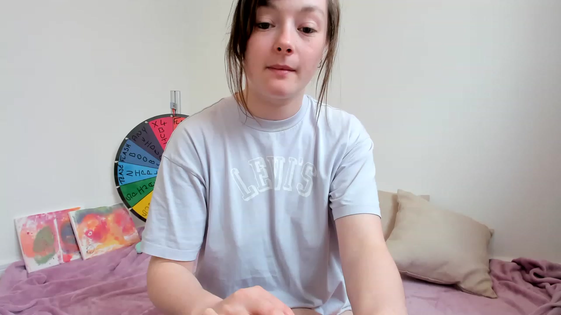 Gallery image thumbnail from JessieBear_'s myfreecams stream on, 05/02/2023, 15:01 image 10 of 20