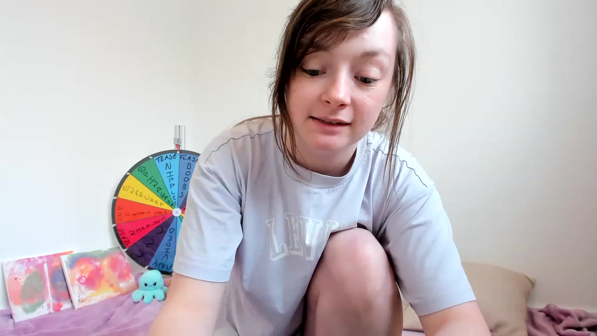 Gallery image thumbnail from JessieBear_'s myfreecams stream on, 05/02/2023, 17:23 image 16 of 20
