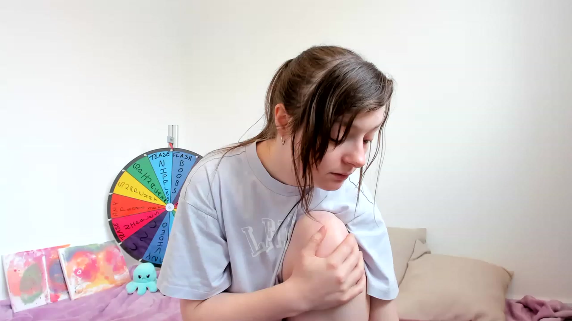 Gallery image thumbnail from JessieBear_'s myfreecams stream on, 05/02/2023, 17:23 image 18 of 20