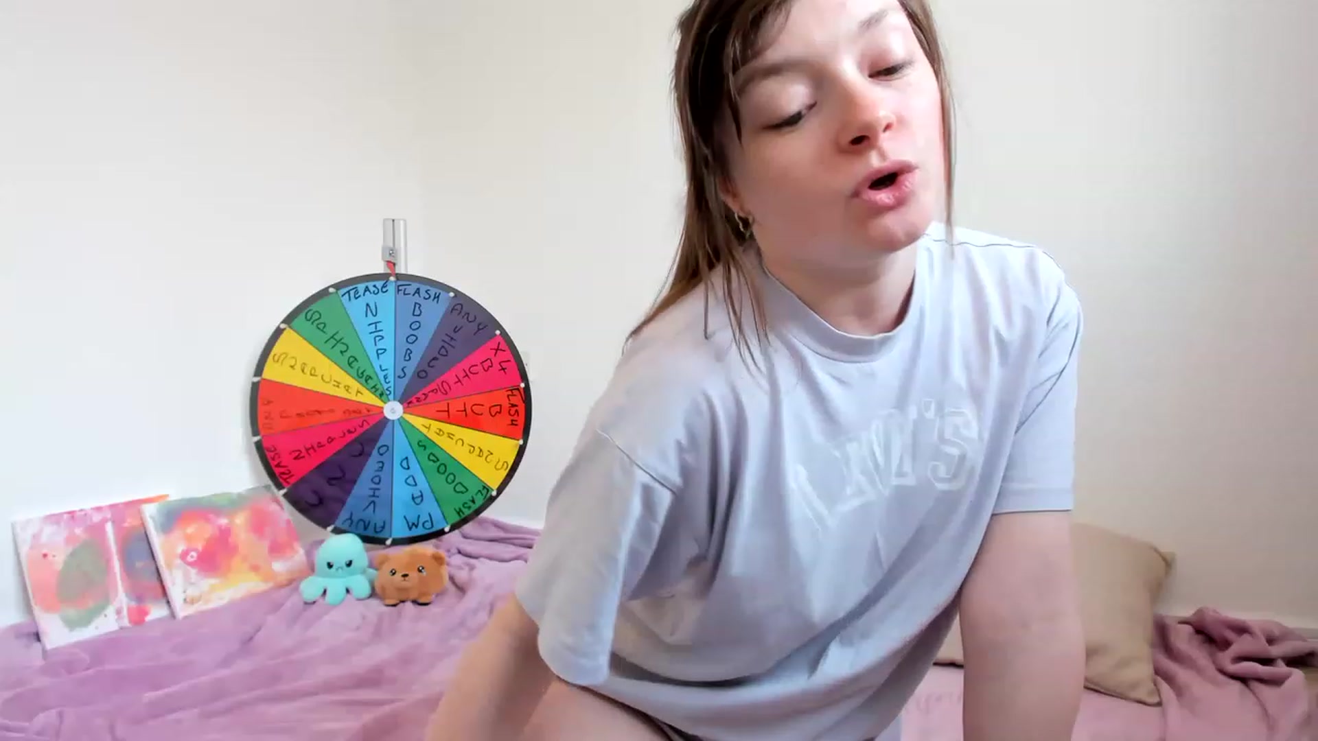 Gallery image thumbnail from JessieBear_'s myfreecams stream on, 05/02/2023, 17:23 image 15 of 20