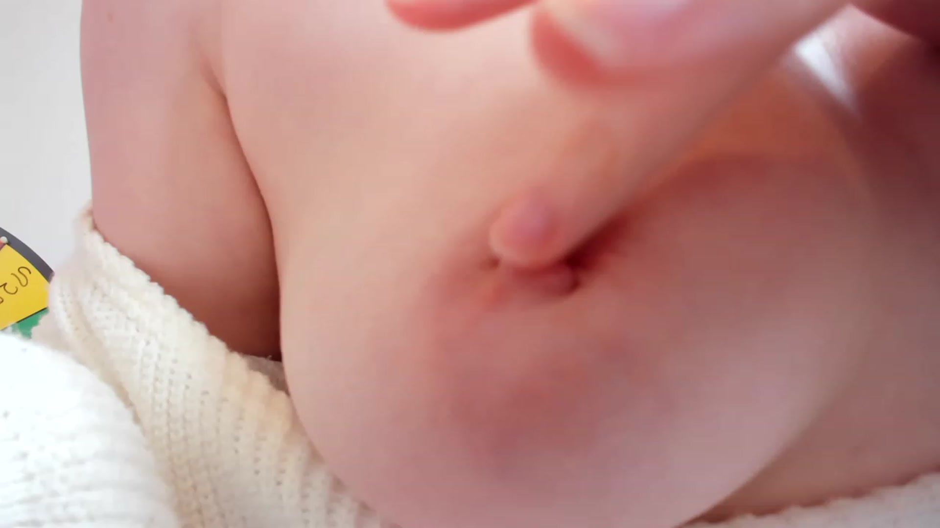 Gallery image thumbnail from JessieBear_'s myfreecams stream on, 05/04/2023, 15:39 image 13 of 20