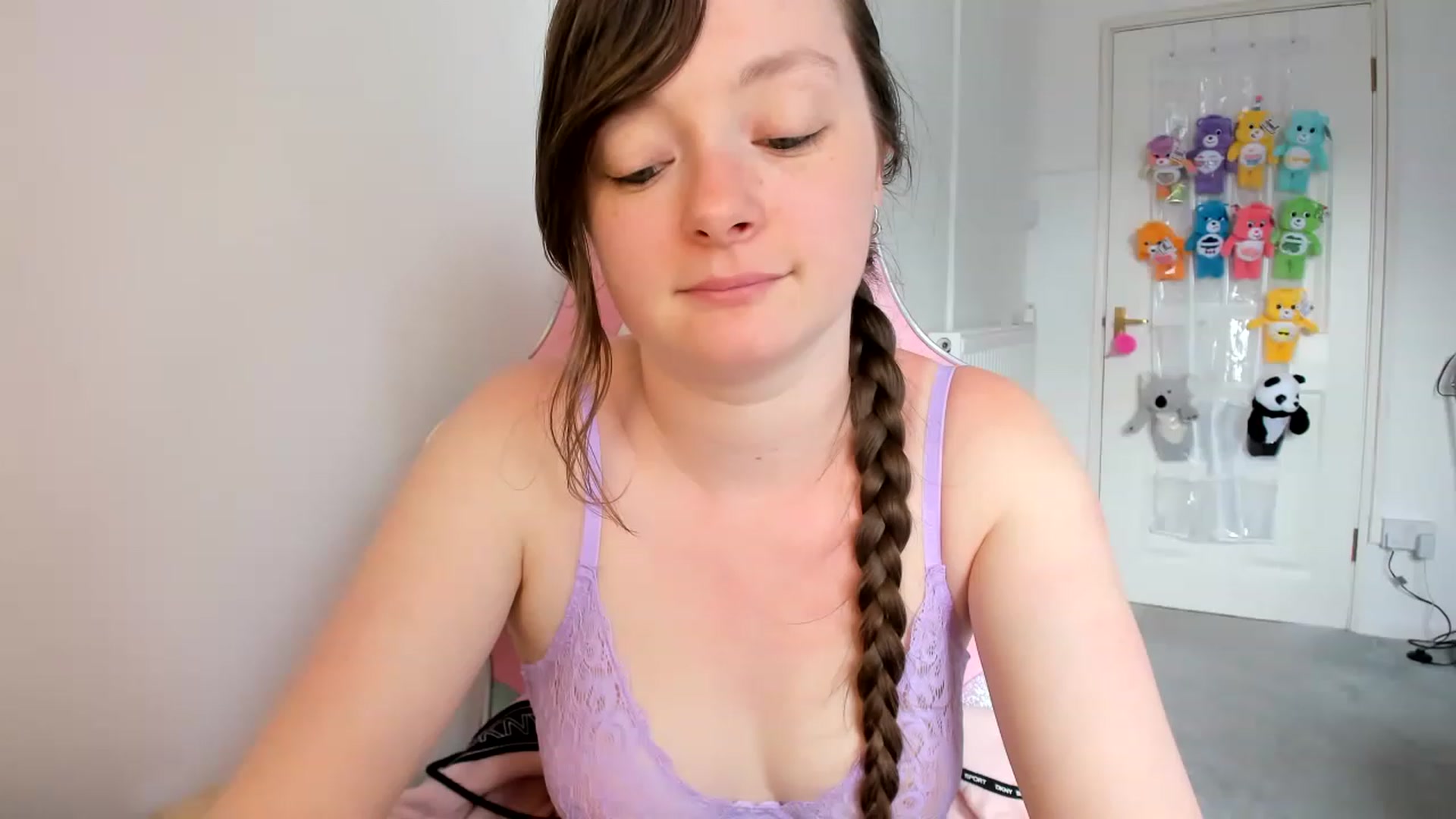 Gallery image thumbnail from JessieBear_'s myfreecams stream on, 05/09/2023, 12:59 image 19 of 20