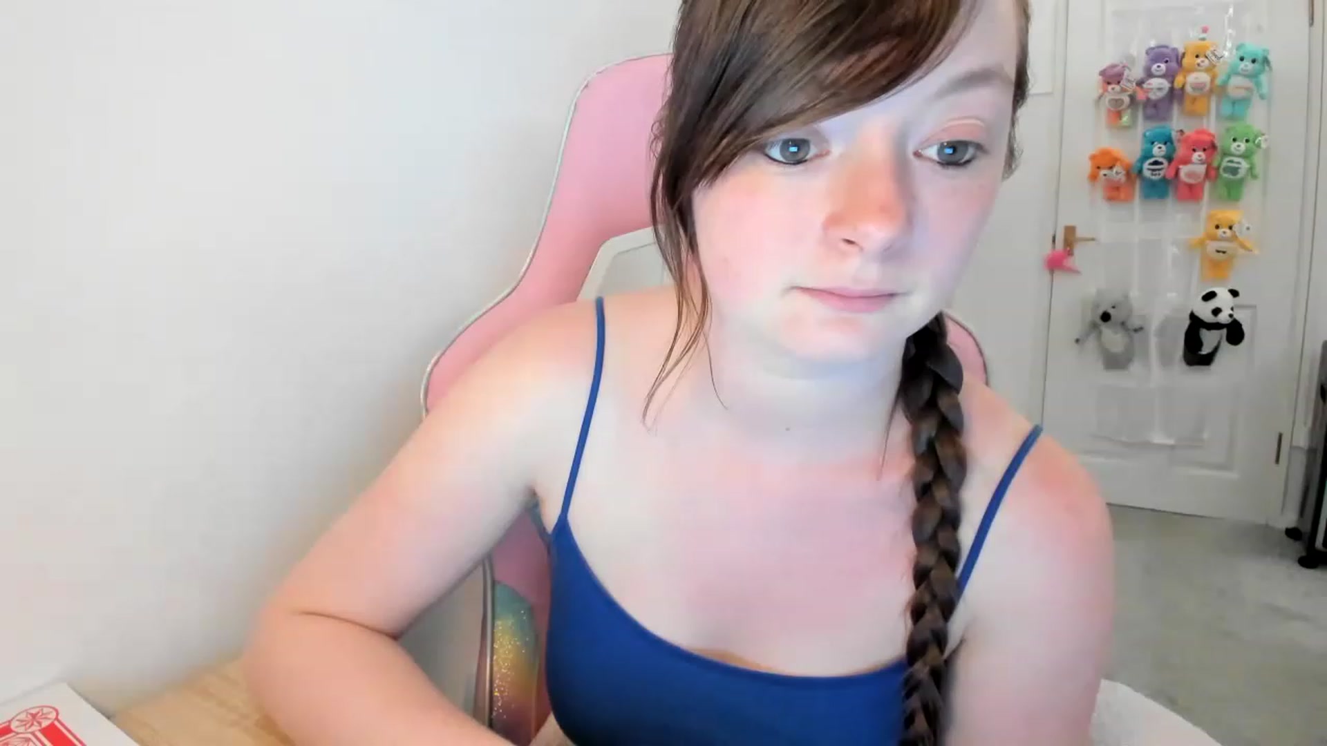 Gallery image thumbnail from JessieBear_'s myfreecams stream on, 05/10/2023, 20:24 image 6 of 20