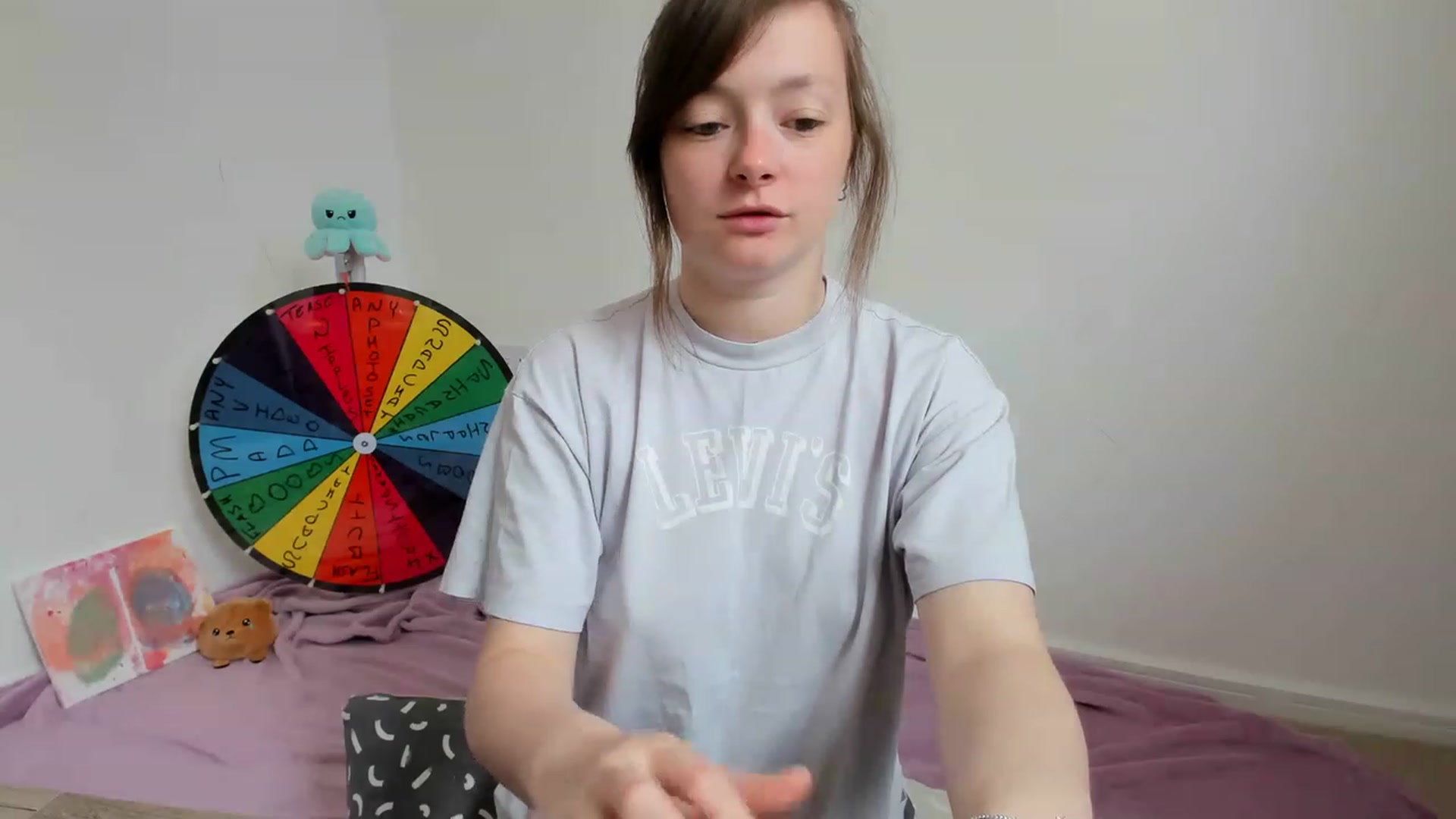 Gallery image thumbnail from JessieBear_'s myfreecams stream on, 05/30/2023, 11:32 image 3 of 20