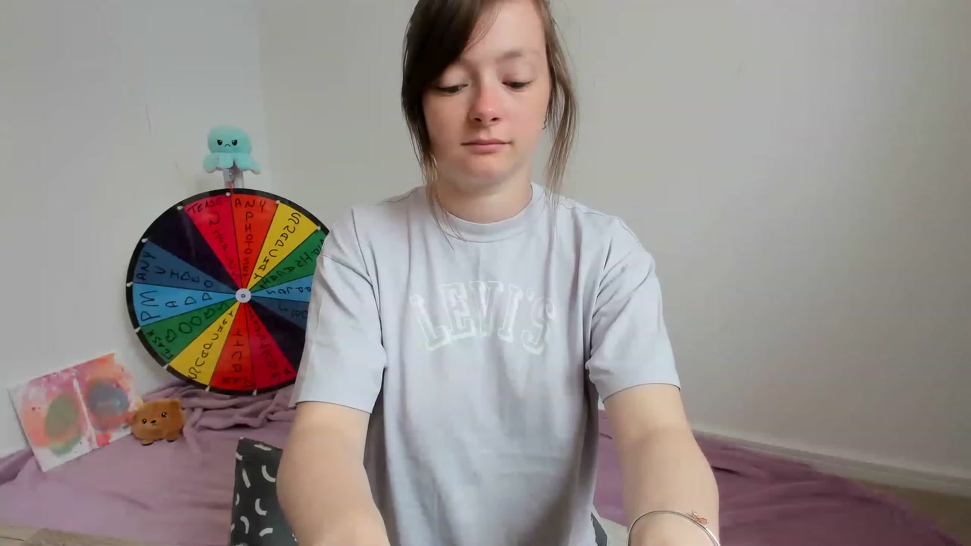 Gallery image thumbnail from JessieBear_'s myfreecams stream on, 05/30/2023, 11:32 image 1 of 20