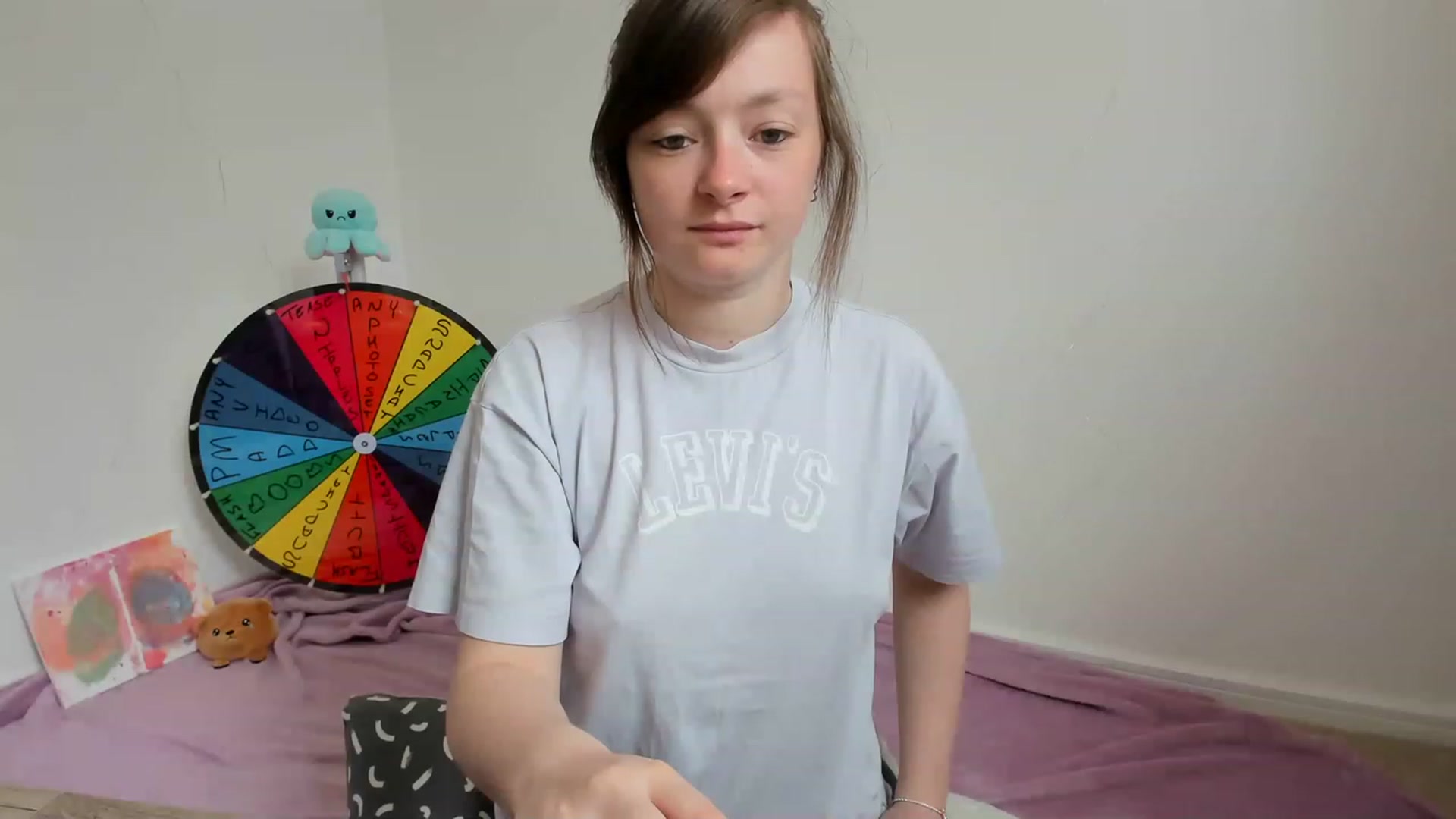 Gallery image thumbnail from JessieBear_'s myfreecams stream on, 05/30/2023, 11:32 image 7 of 20