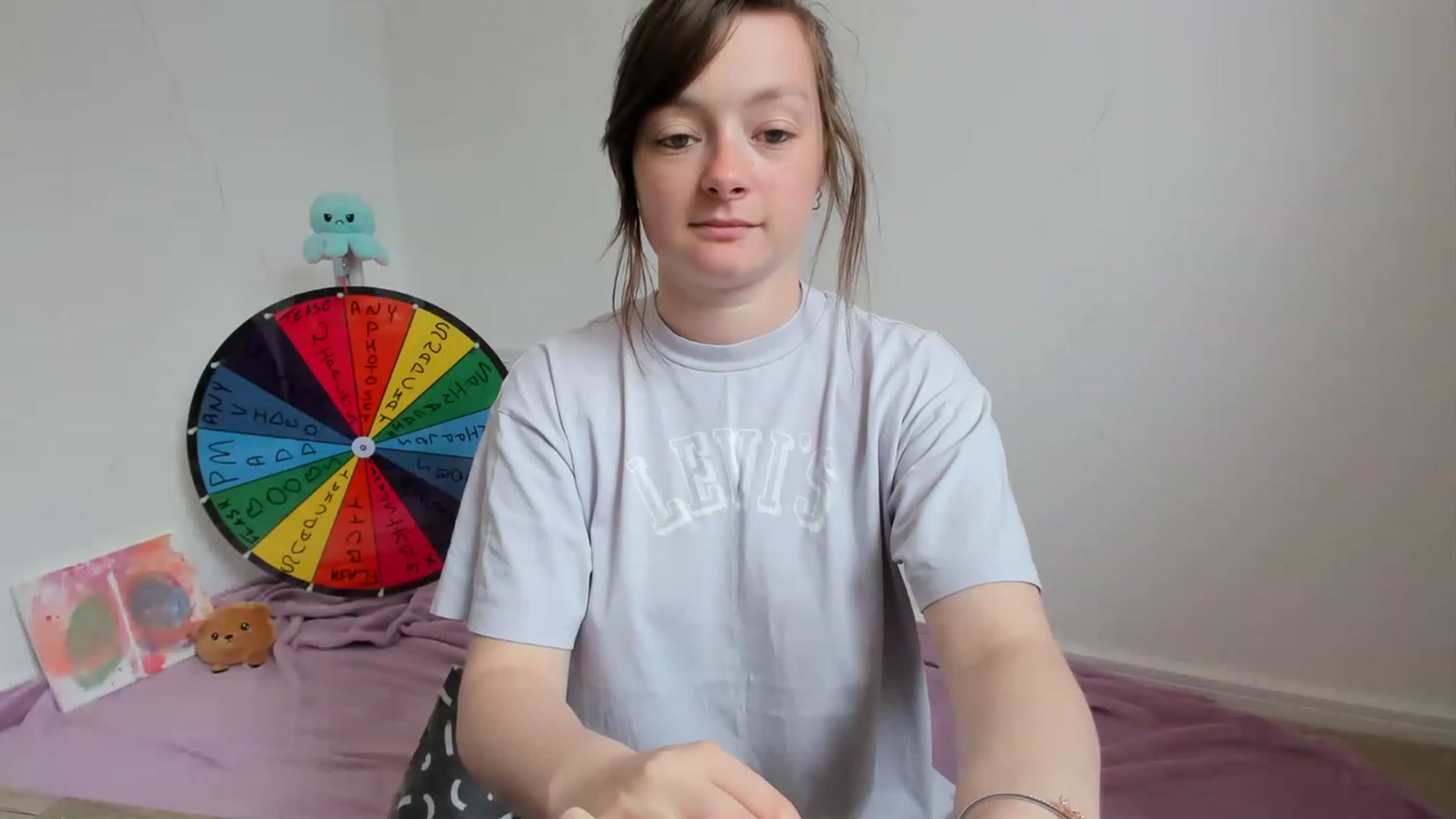 Gallery image thumbnail from JessieBear_'s myfreecams stream on, 05/30/2023, 13:28 image 8 of 20