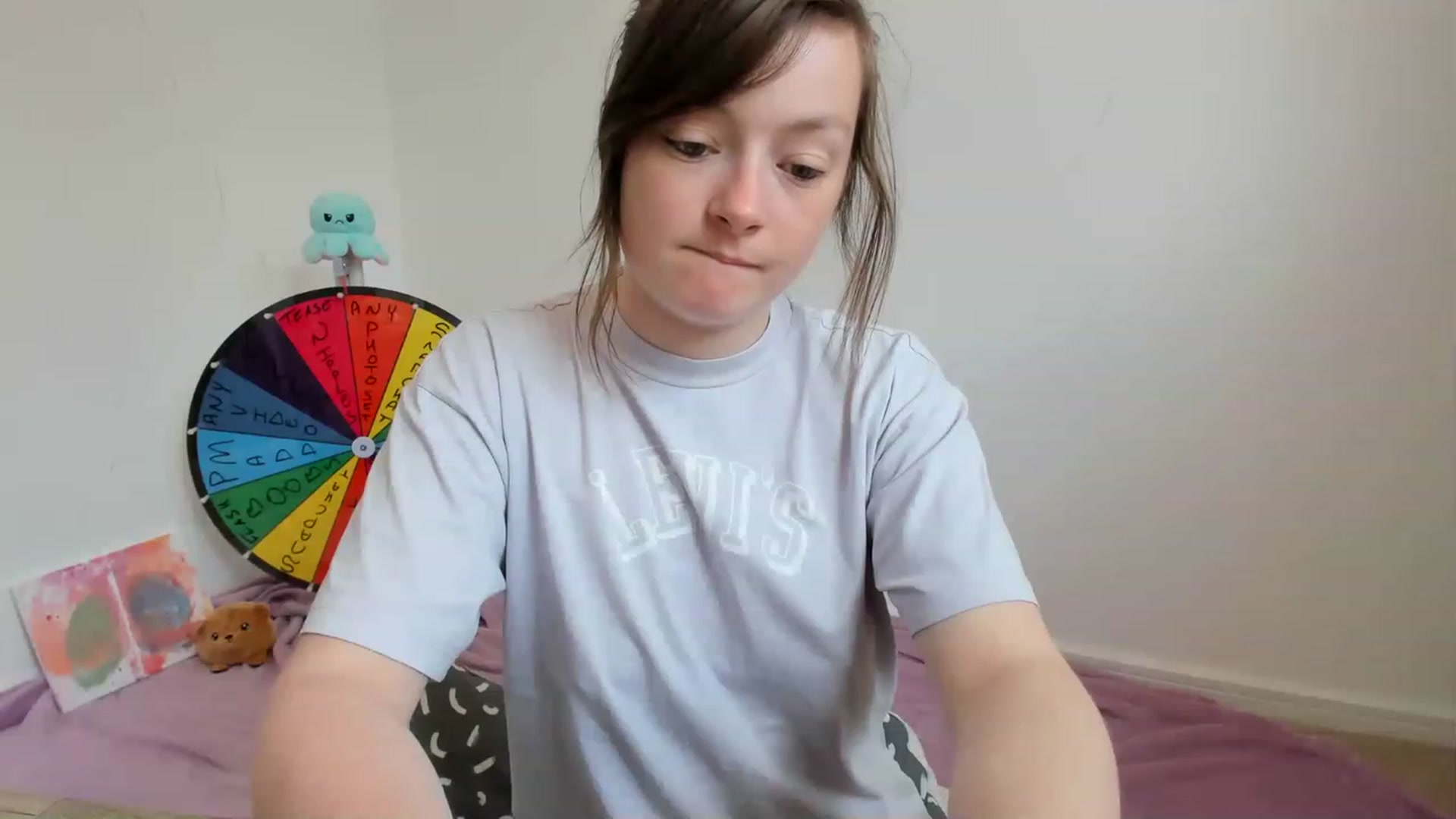 Gallery image thumbnail from JessieBear_'s myfreecams stream on, 05/30/2023, 13:28 image 18 of 20
