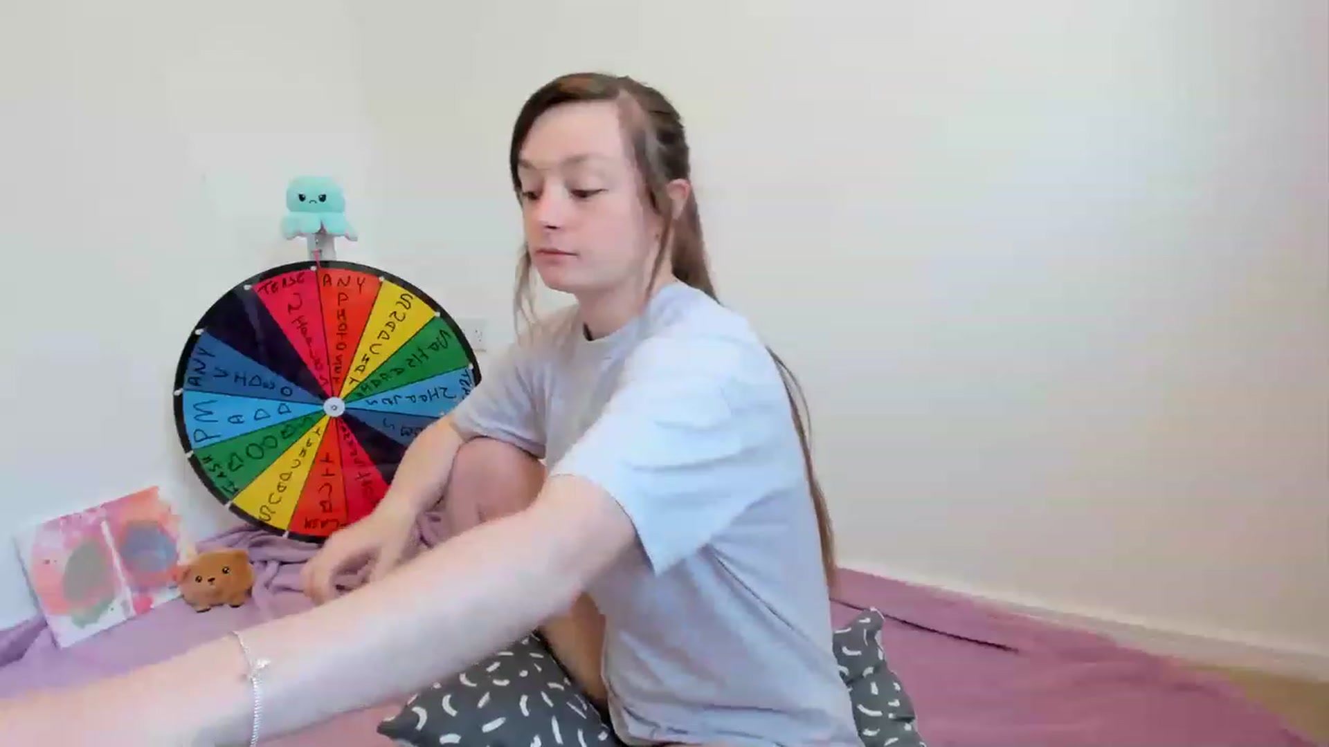 Gallery image thumbnail from JessieBear_'s myfreecams stream on, 05/30/2023, 16:35 image 4 of 20