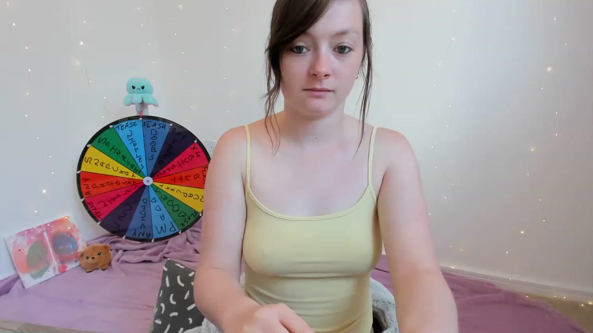 Gallery image thumbnail from JessieBear_'s myfreecams stream on, 05/31/2023, 14:38 image 6 of 20