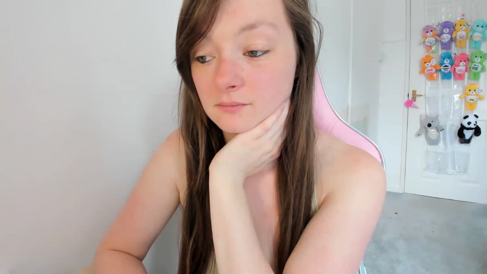 Gallery image thumbnail from JessieBear_'s myfreecams stream on, 06/06/2023, 10:47 image 19 of 20