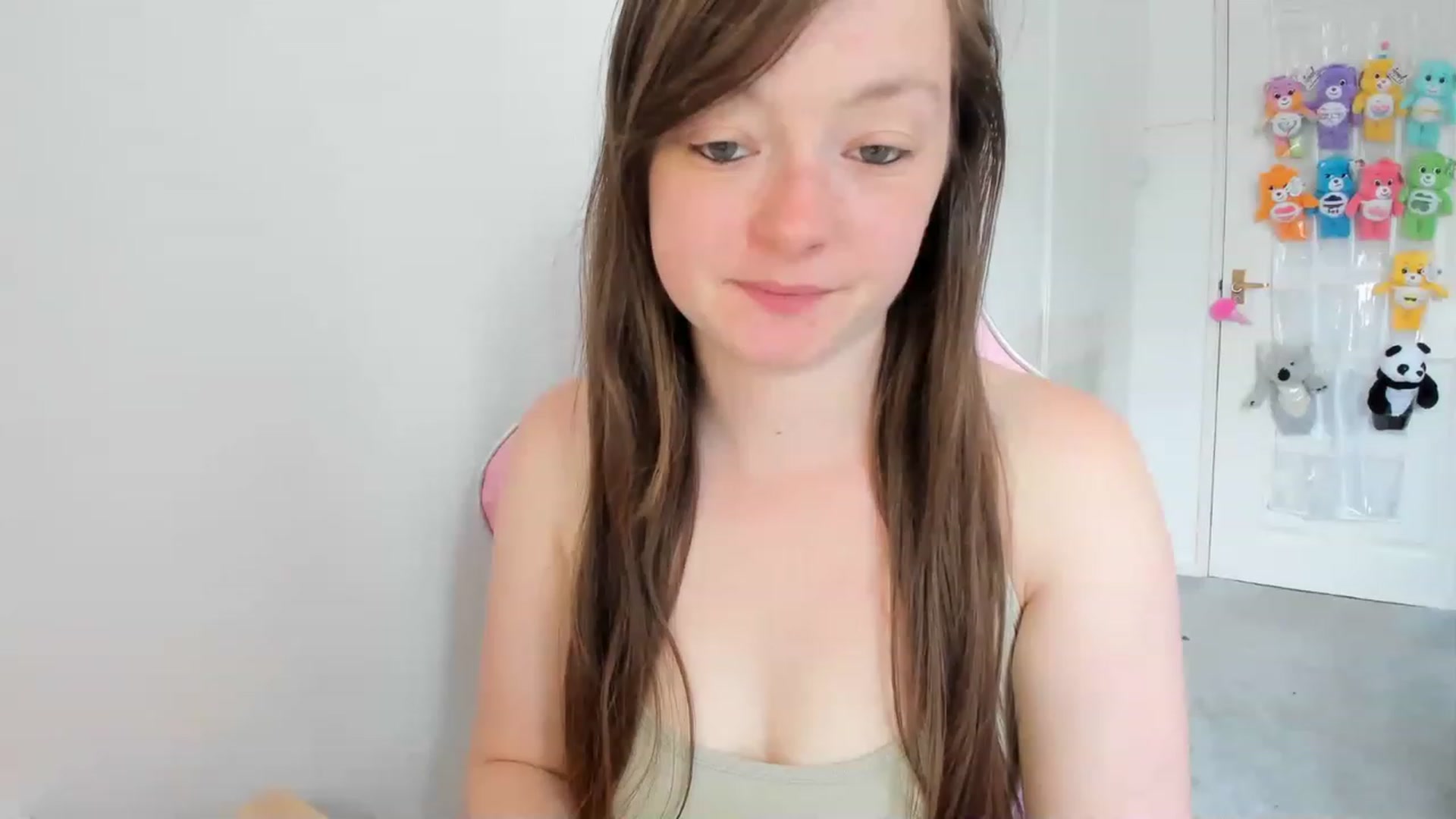 Gallery image thumbnail from JessieBear_'s myfreecams stream on, 06/06/2023, 10:47 image 12 of 20