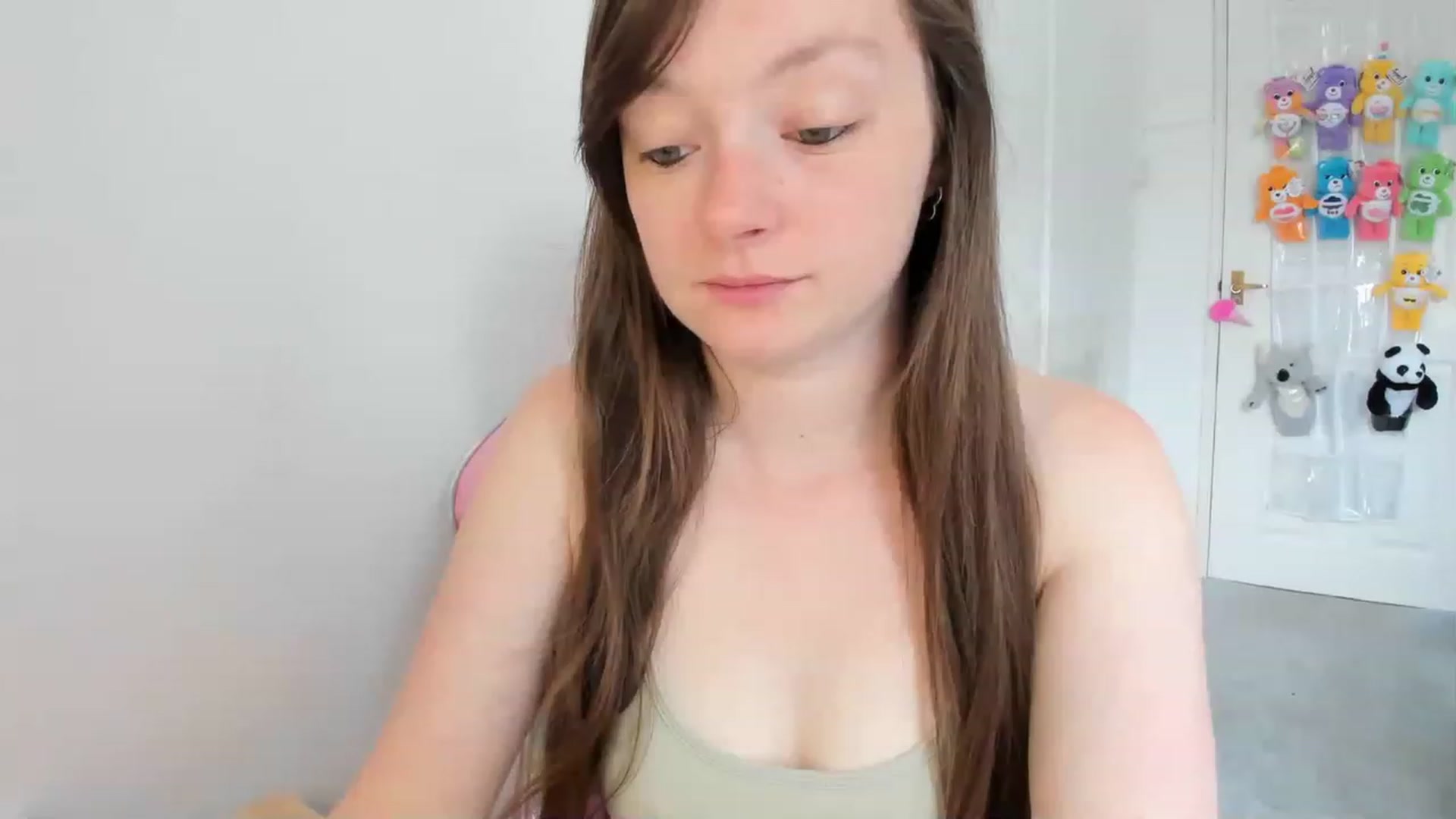 Gallery image thumbnail from JessieBear_'s myfreecams stream on, 06/06/2023, 10:47 image 3 of 20