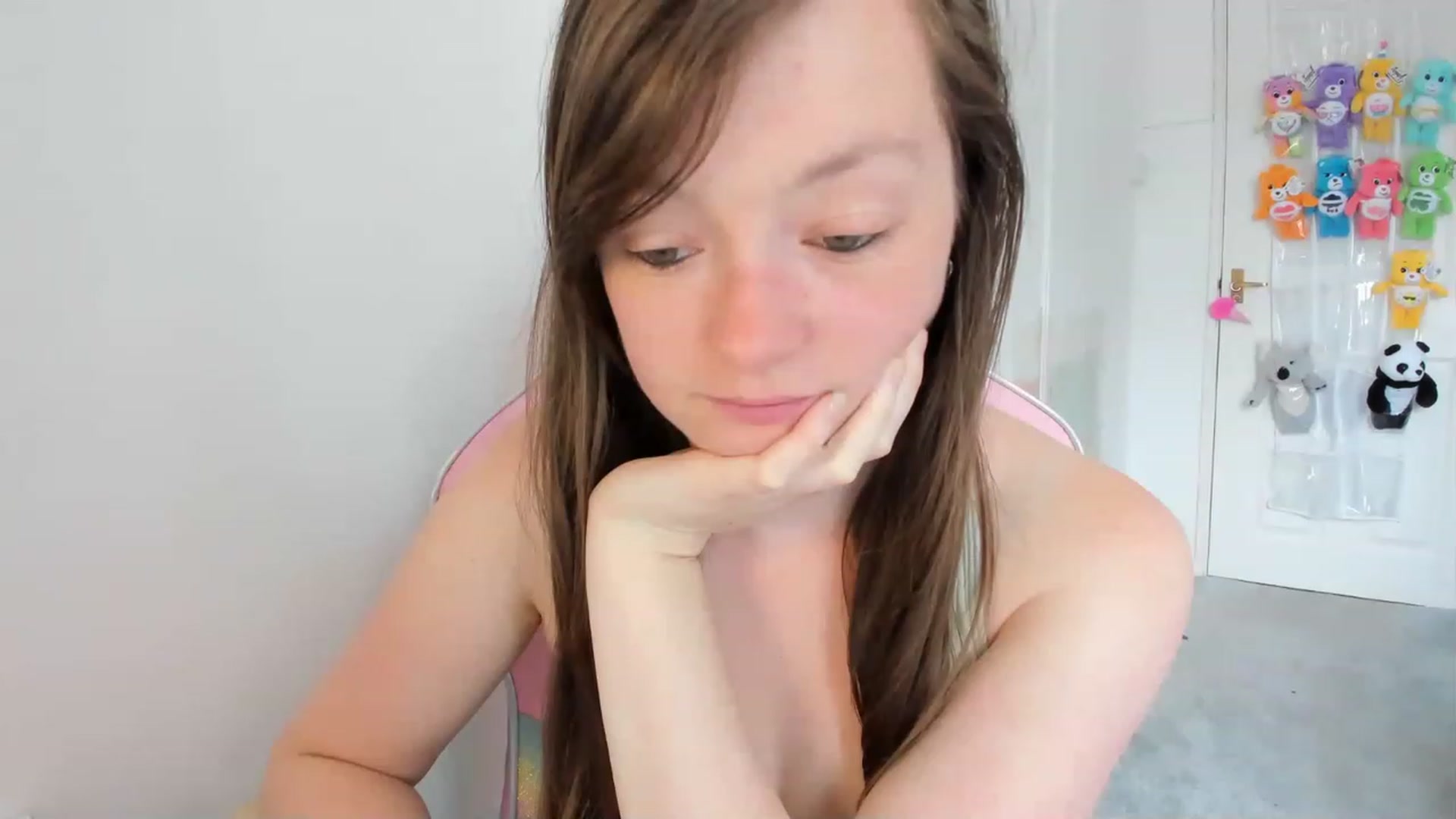 Gallery image thumbnail from JessieBear_'s myfreecams stream on, 06/06/2023, 10:47 image 7 of 20
