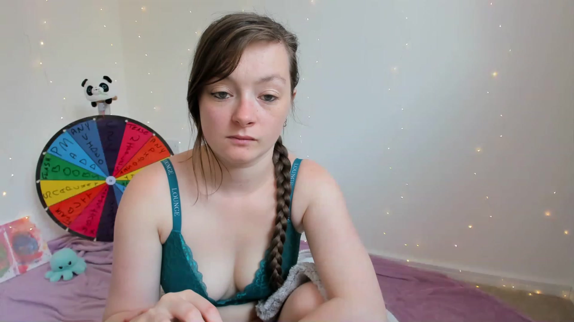 Gallery image thumbnail from JessieBear_'s myfreecams stream on, 06/08/2023, 13:13 image 1 of 20