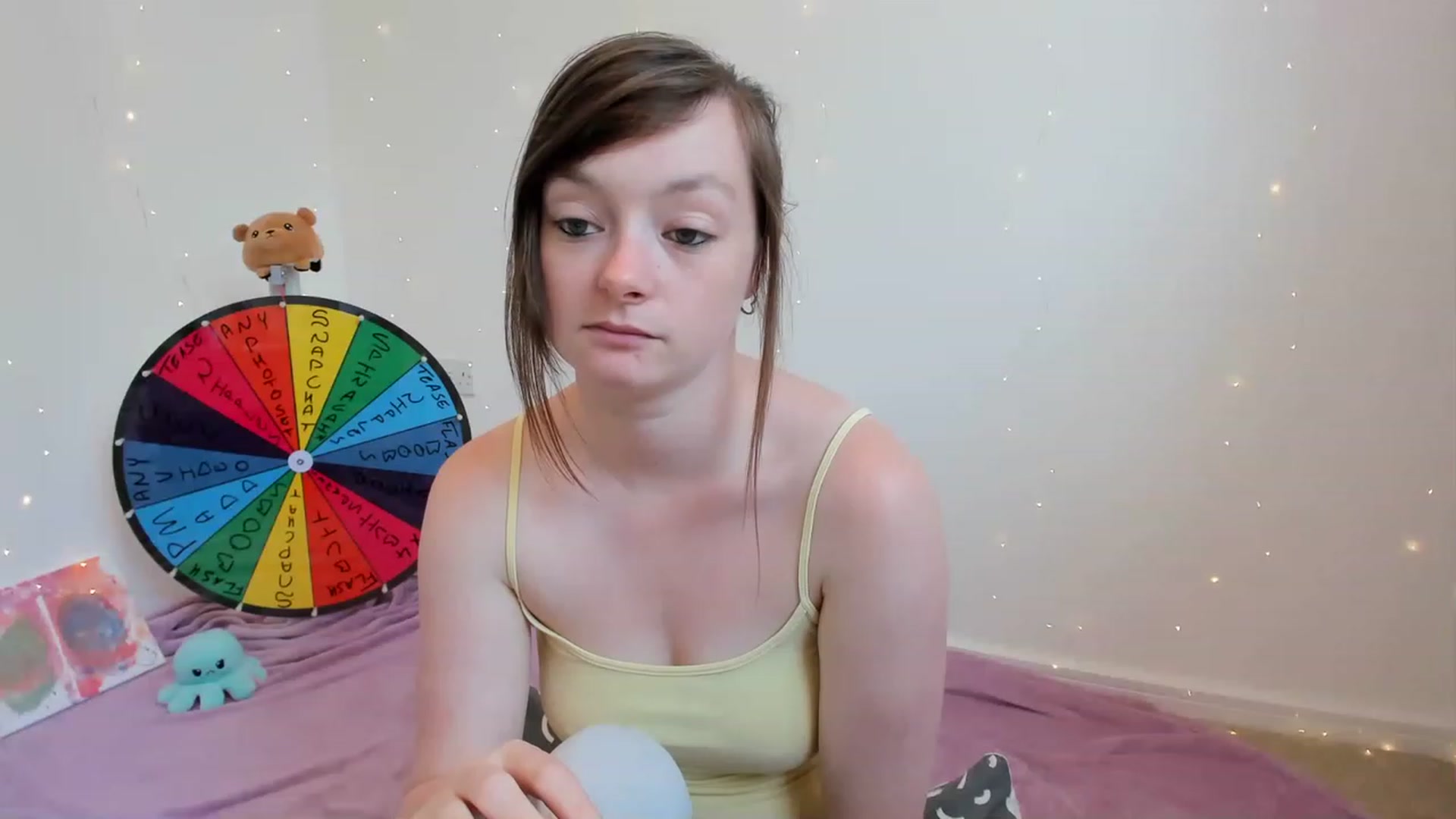 Gallery image thumbnail from JessieBear_'s myfreecams stream on, 06/09/2023, 14:33 image 10 of 20
