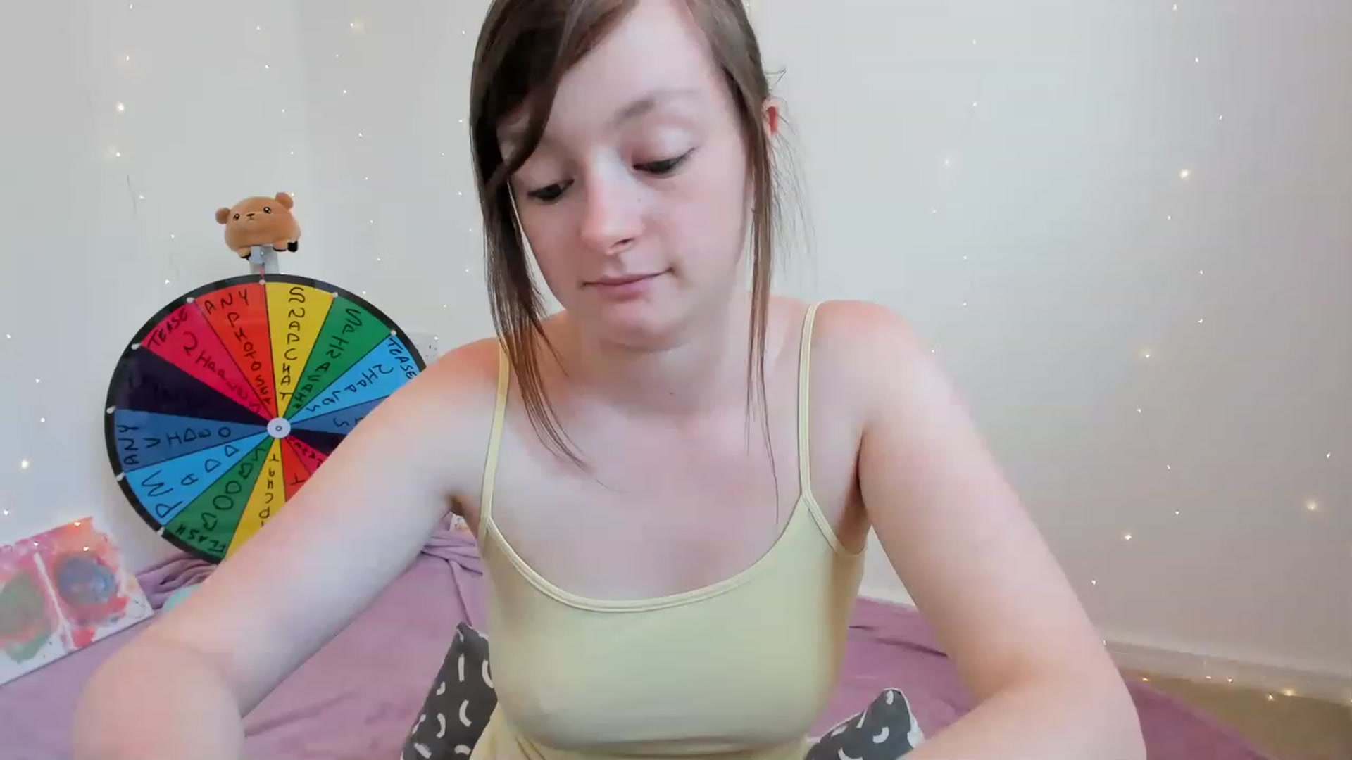 Gallery image thumbnail from JessieBear_'s myfreecams stream on, 06/09/2023, 14:33 image 17 of 20