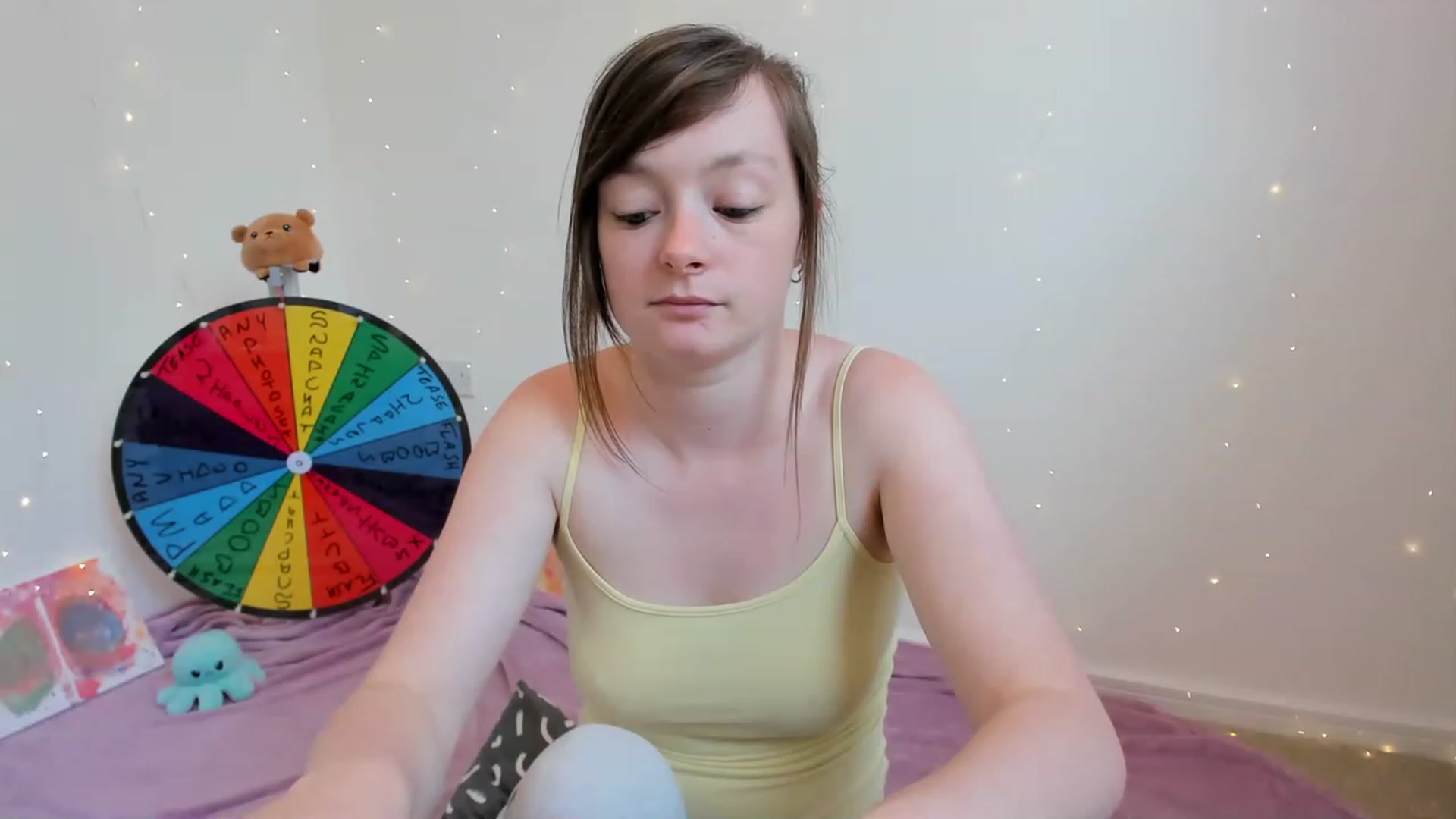 Gallery image thumbnail from JessieBear_'s myfreecams stream on, 06/09/2023, 14:33 image 11 of 20